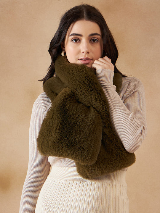 Mehandi Green Faux Fur Neck Warmer