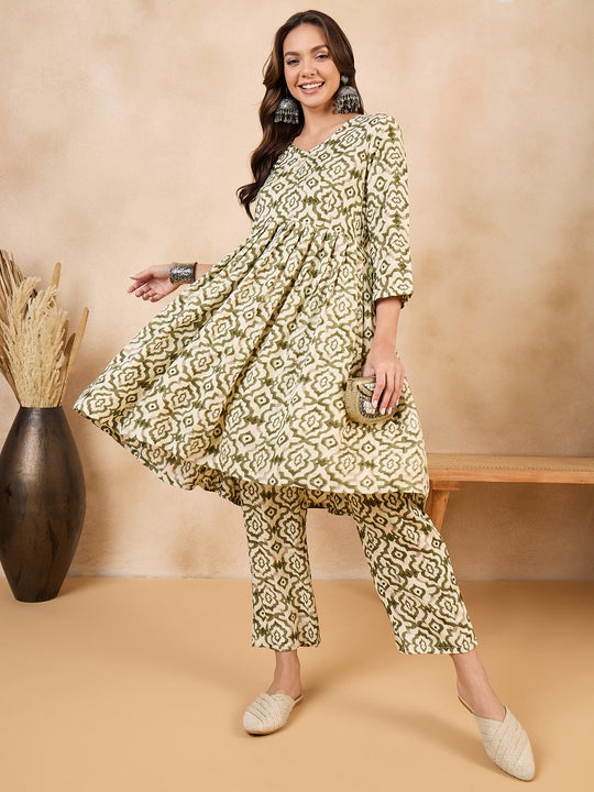 Mehandi Green White Moroccan Print Vneck Kurta Set