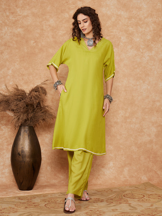 Pear Green Solid Lace Work Kimono Sleeve Kurta Set