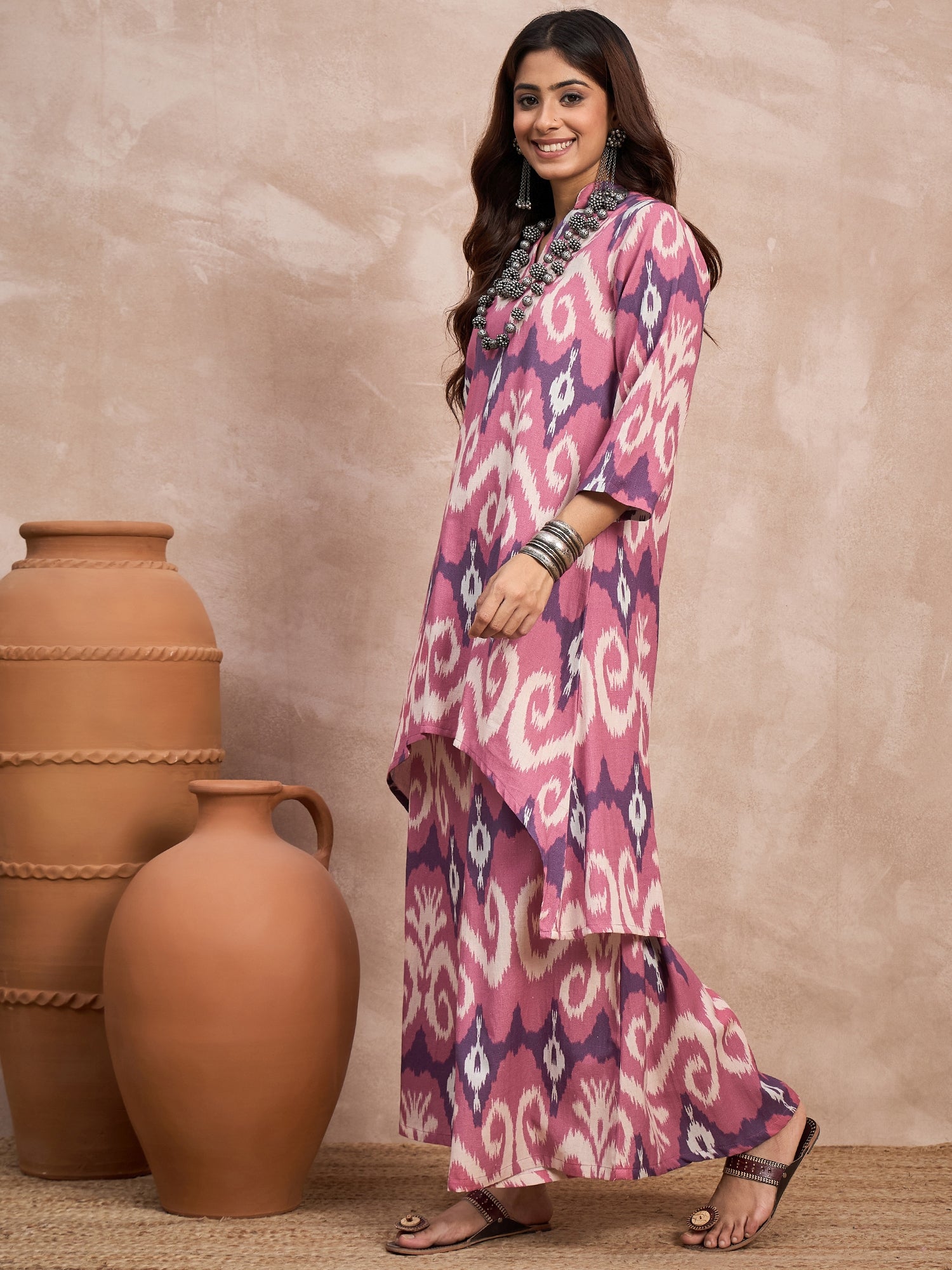 Dull Pink Ikkat Print Mandarin Neck Kurta Set