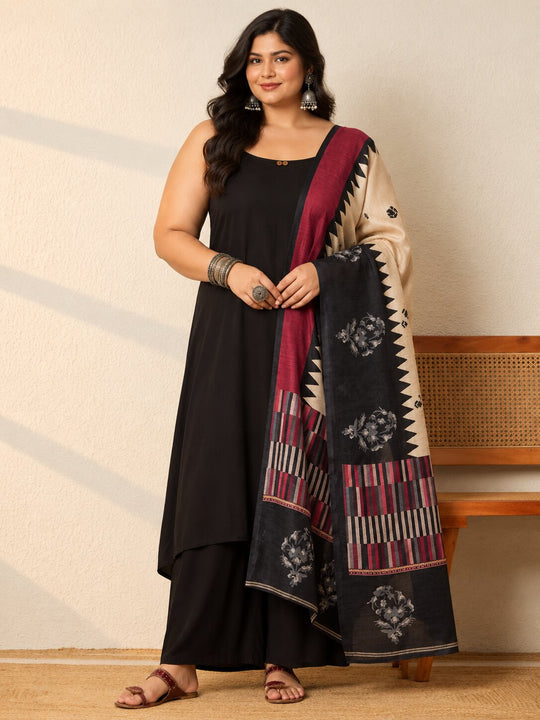 Black Kurta Set Crimson Chevron Dupatta
