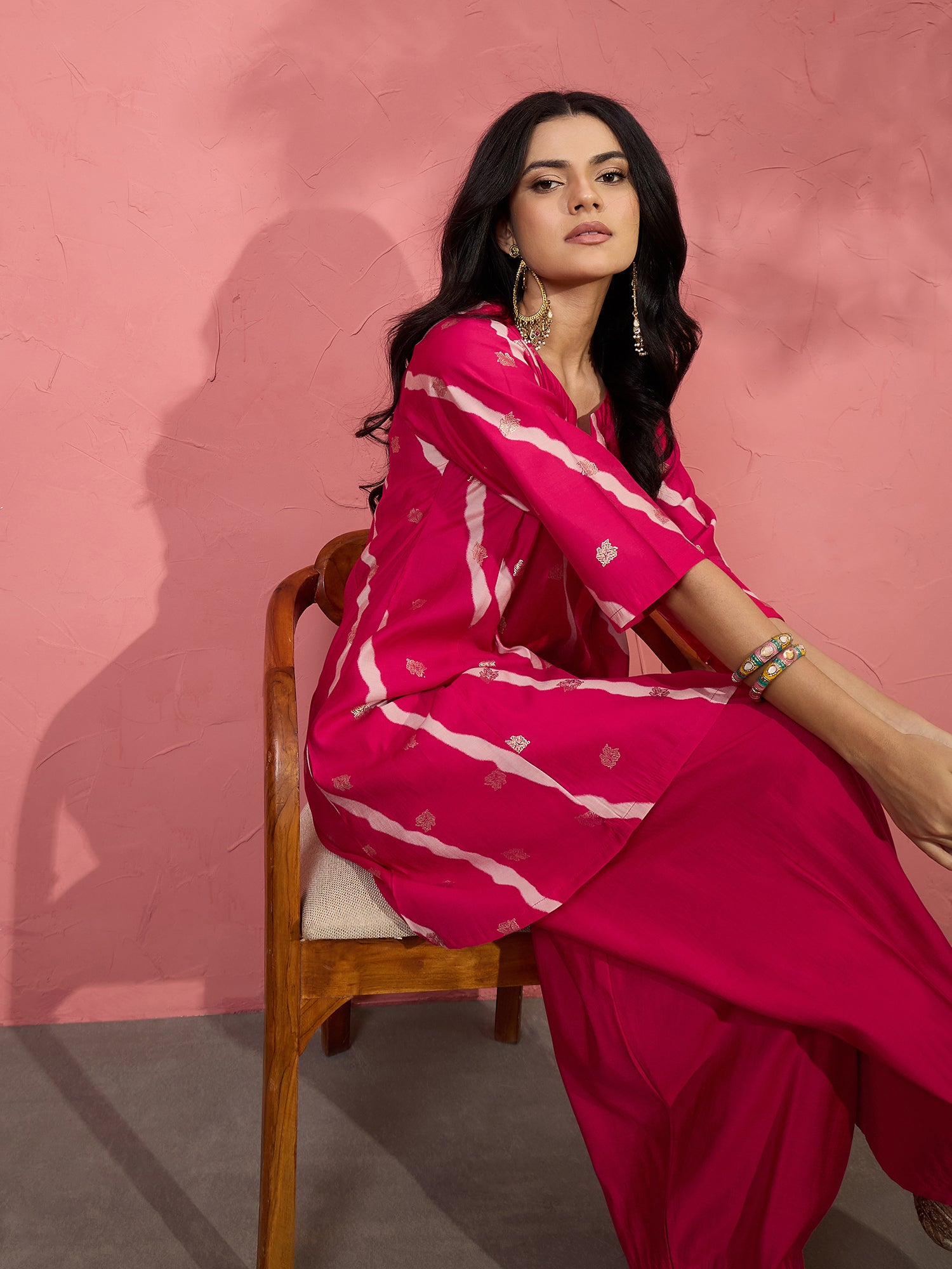 Fuchsia Lehariya Foil Kurta Salwar Set (To be dispatched in 7 -10 days)