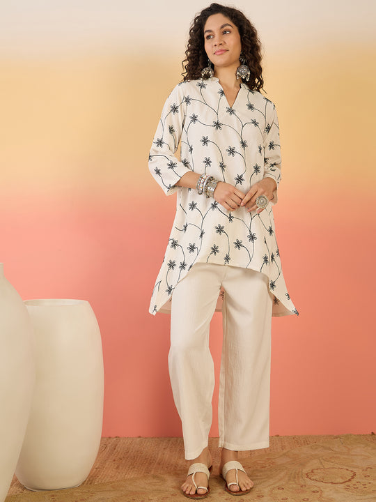 WHITE EMBROIDERY MANDARIN WHITE SET