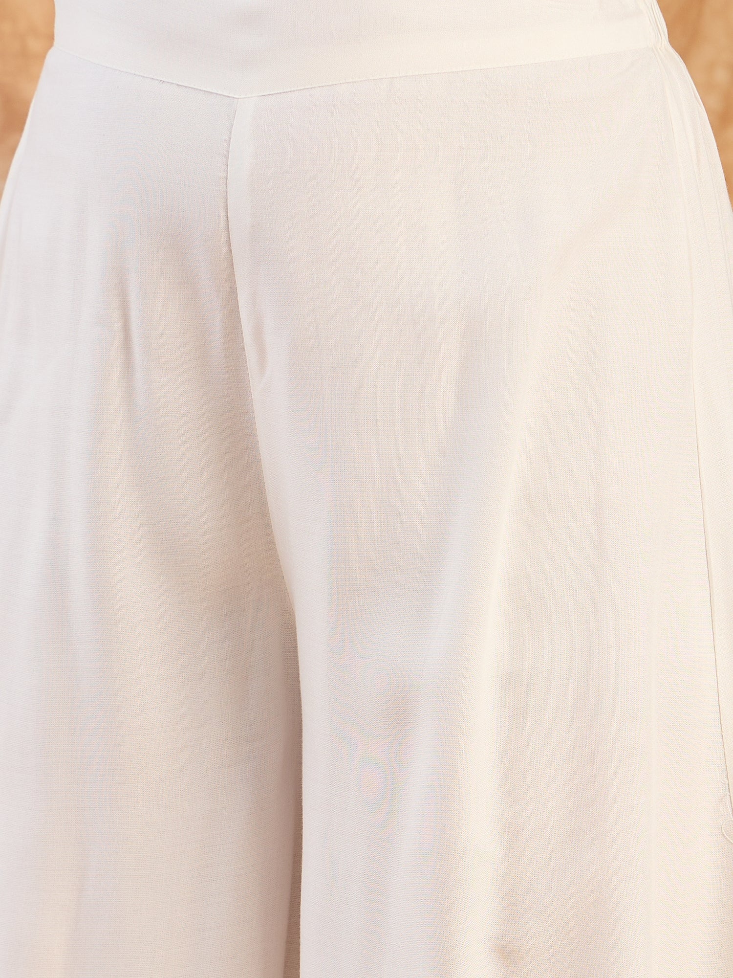 White Collar Neck Kurta Set