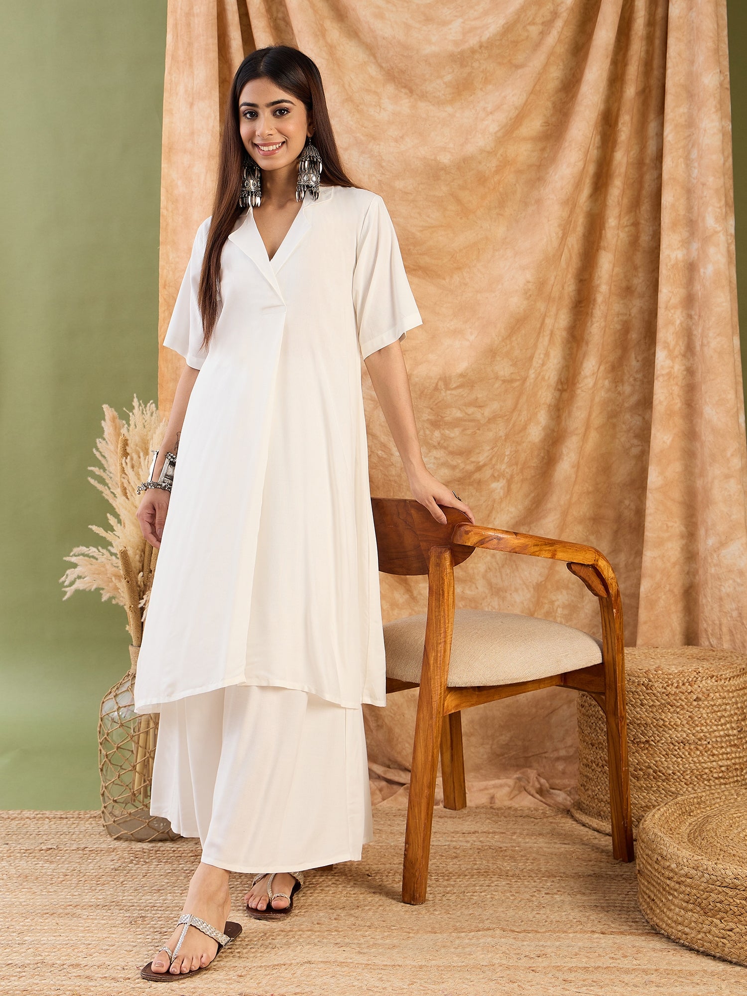 White Collar Neck Kurta Set