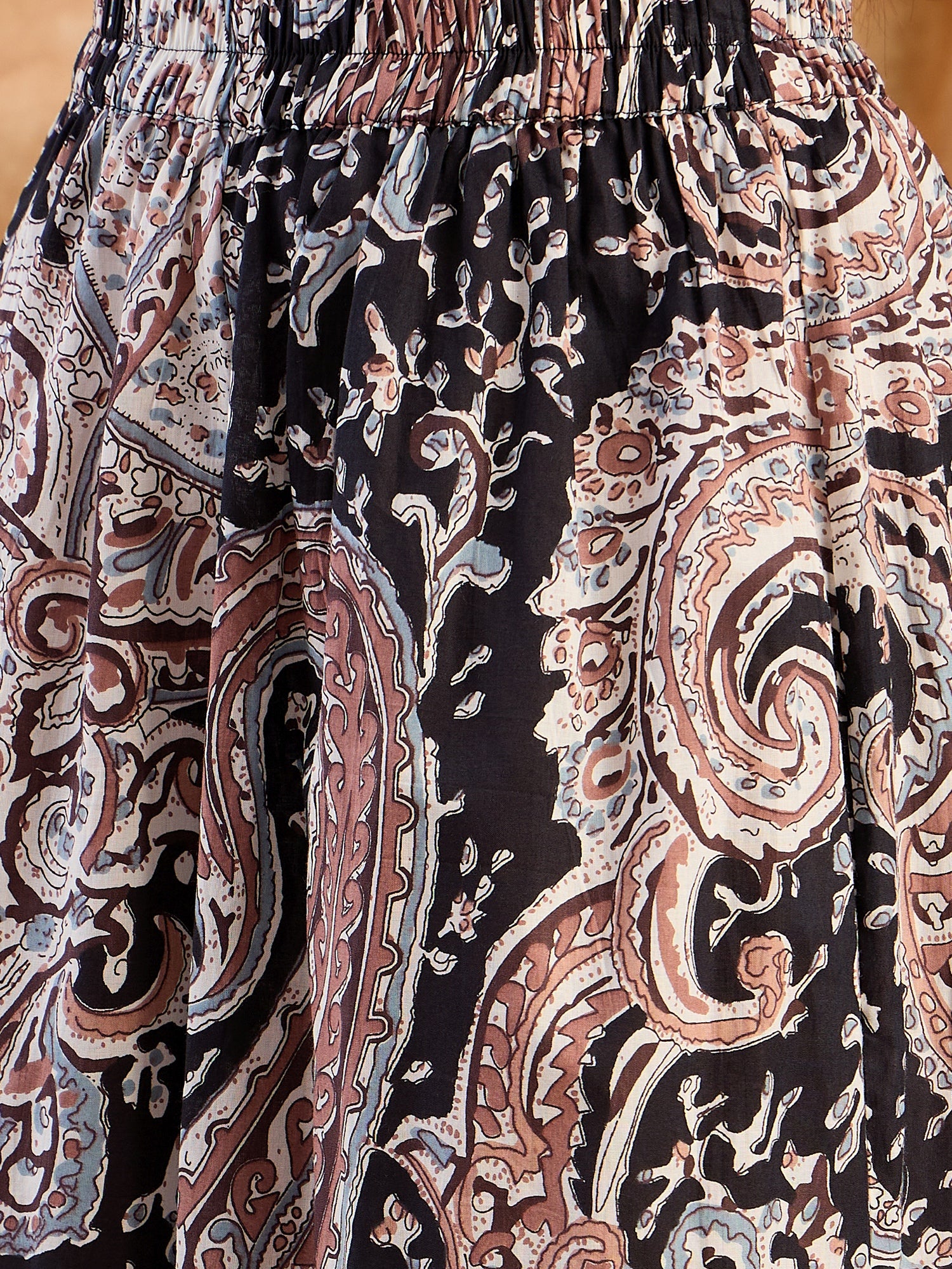 Black Brown Paisley R Neck Kurta Set