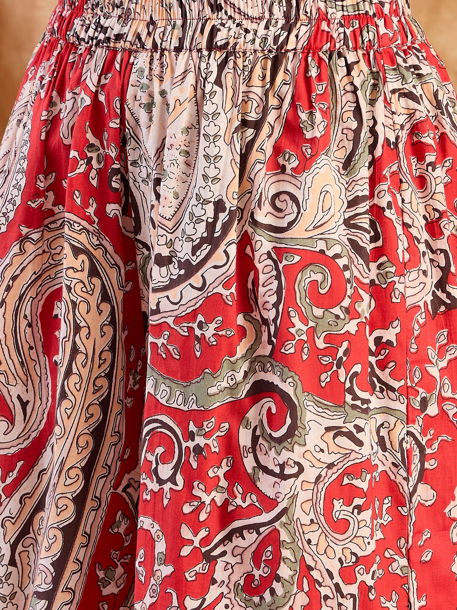 Red Beige Paisley R Neck Kurta Set