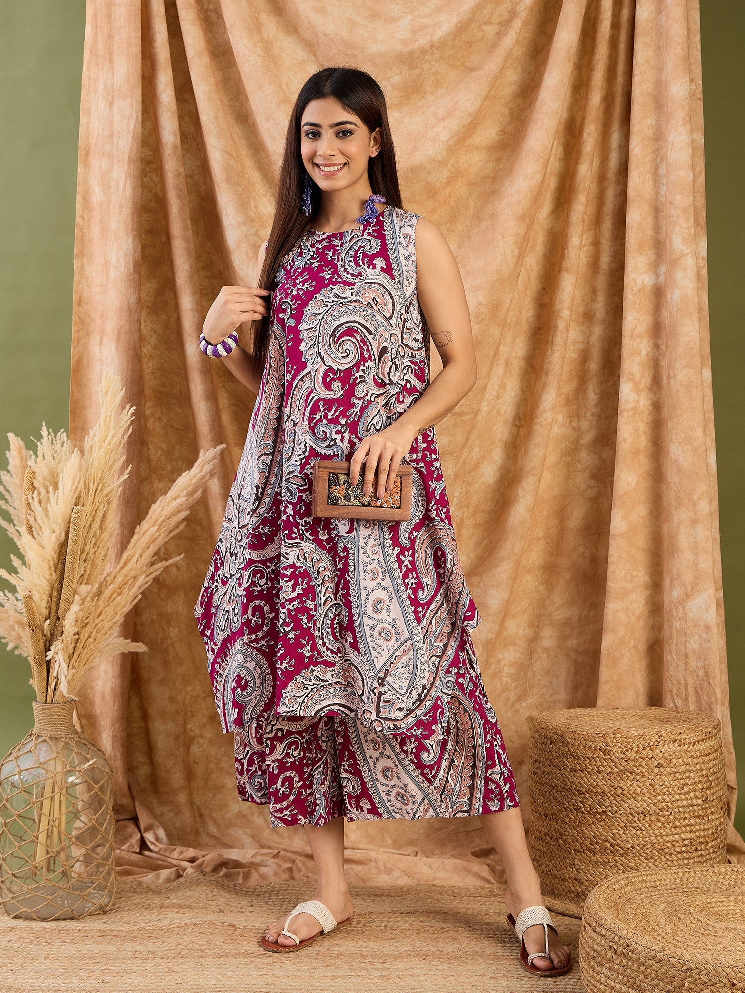 Wine Brown Paisley R Neck Kurta Set