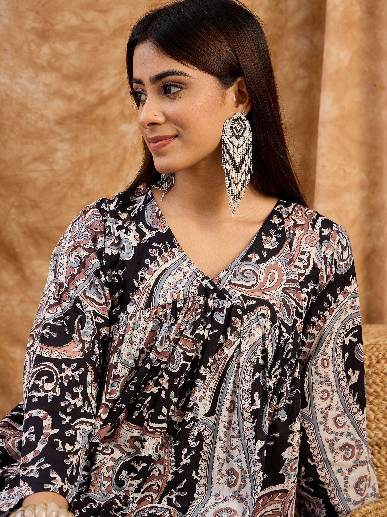 Black Brown Paisley V Neck Kurta Set