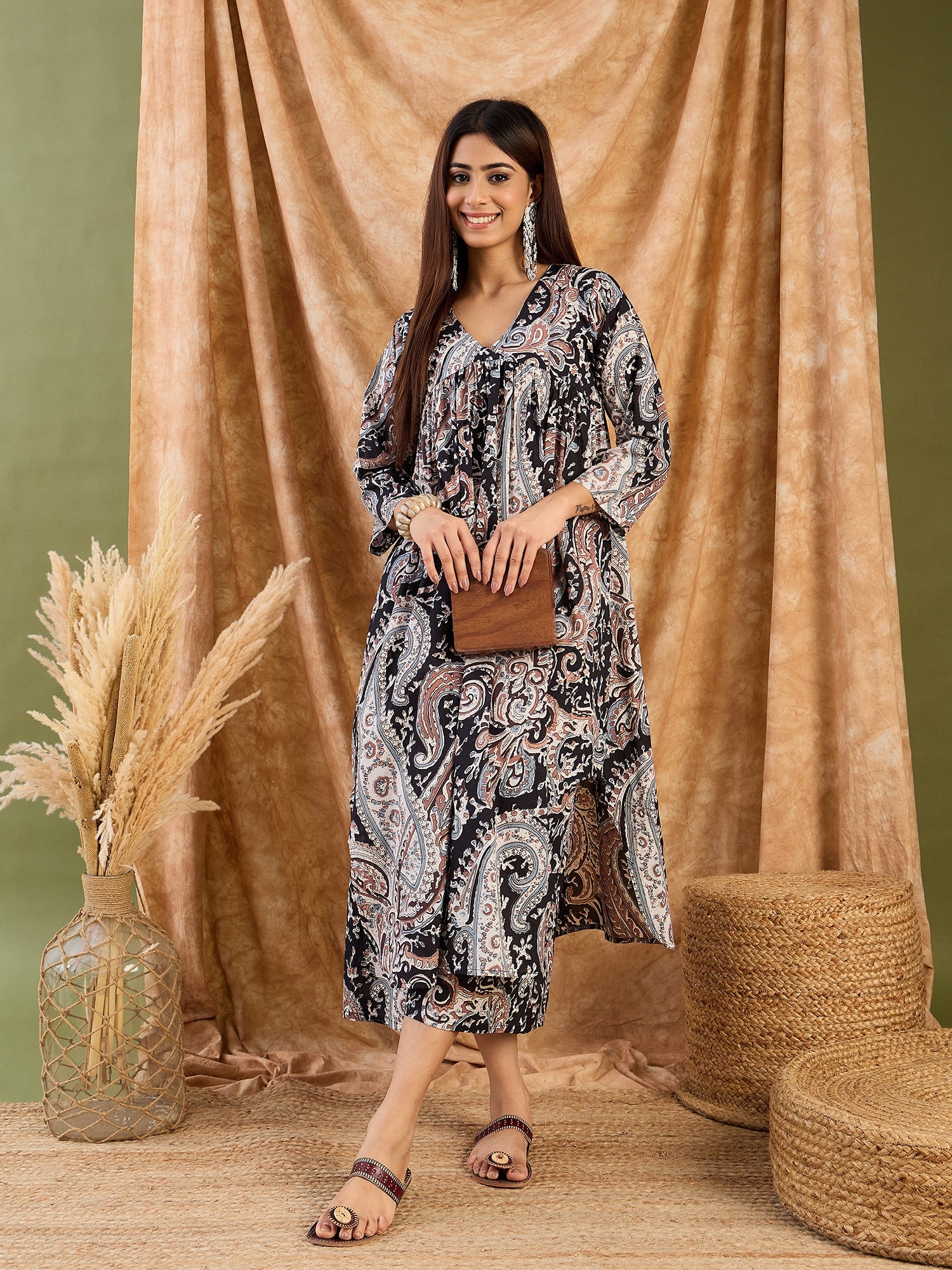 Black Brown Paisley V Neck Kurta Set