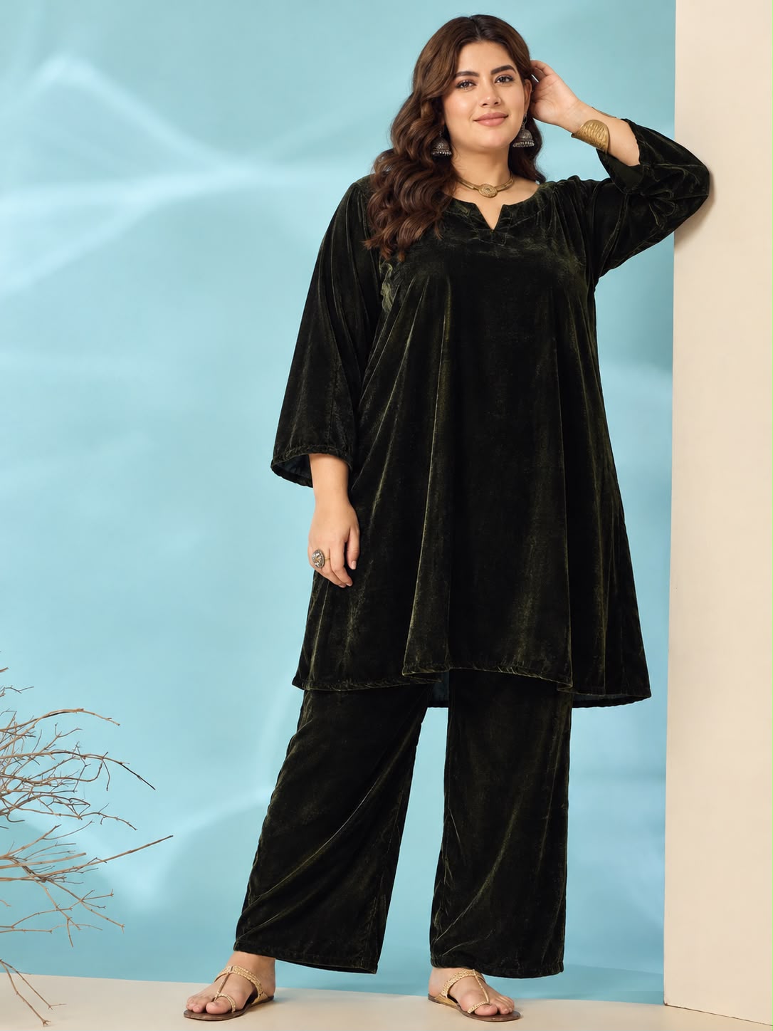 Mehandi Green Velvet Long Sleeve Kurta Set