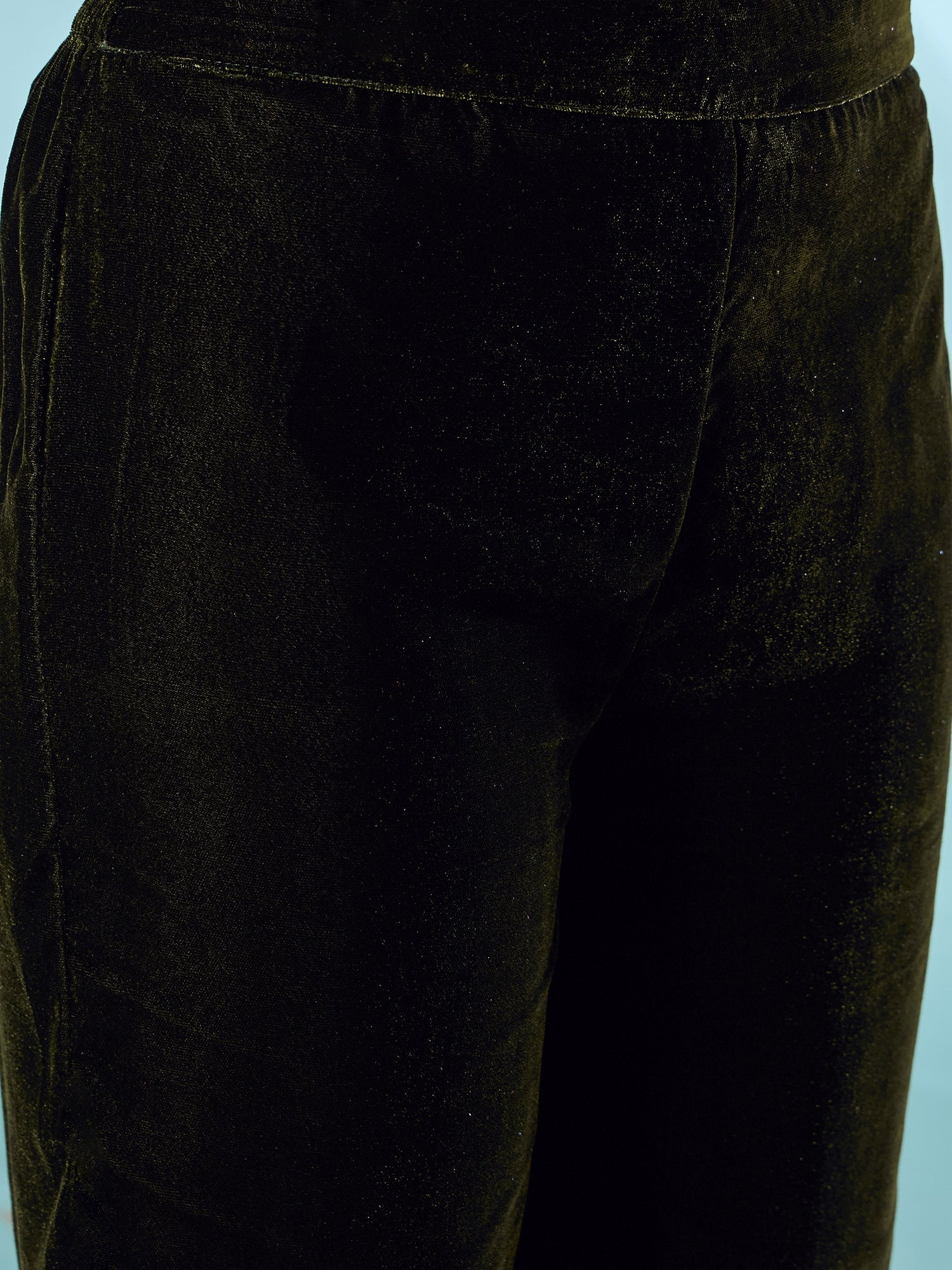 Mehandi Green Velvet Long Sleeve Kurta Set