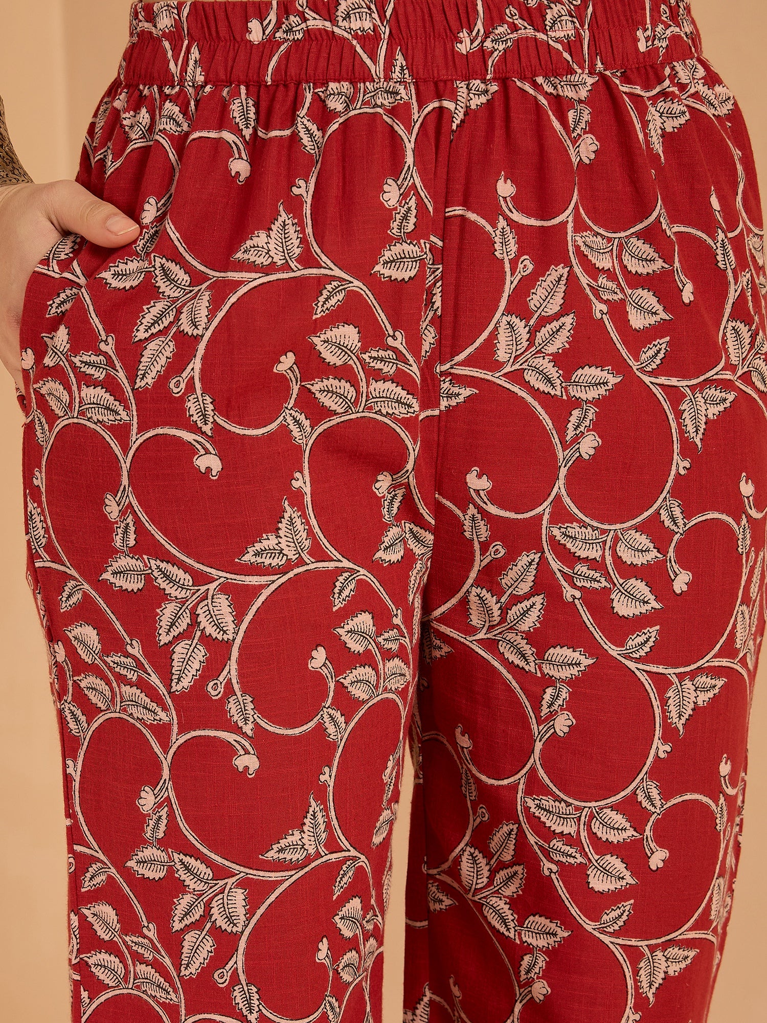 Red Leaf Jaal Narrow Pant Set