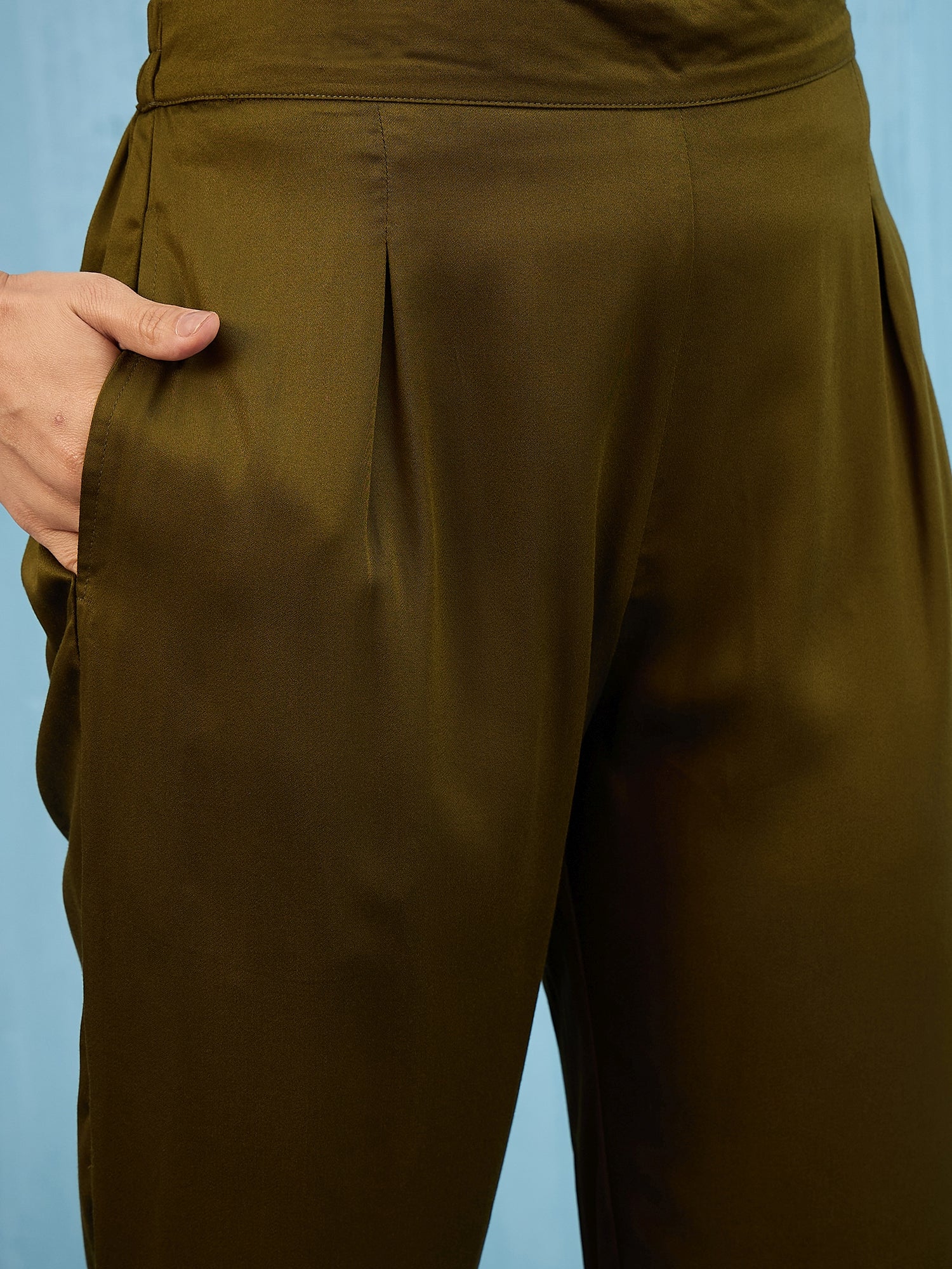 Rust V-Neck Kurta With Green Pant Set (To be dispatched in 7 -10 days)