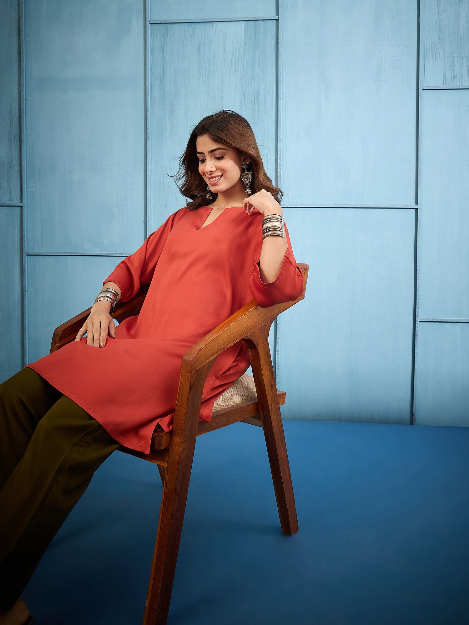 Rust V-Neck Kurta With Green Pant Set (To be dispatched in 7 -10 days)