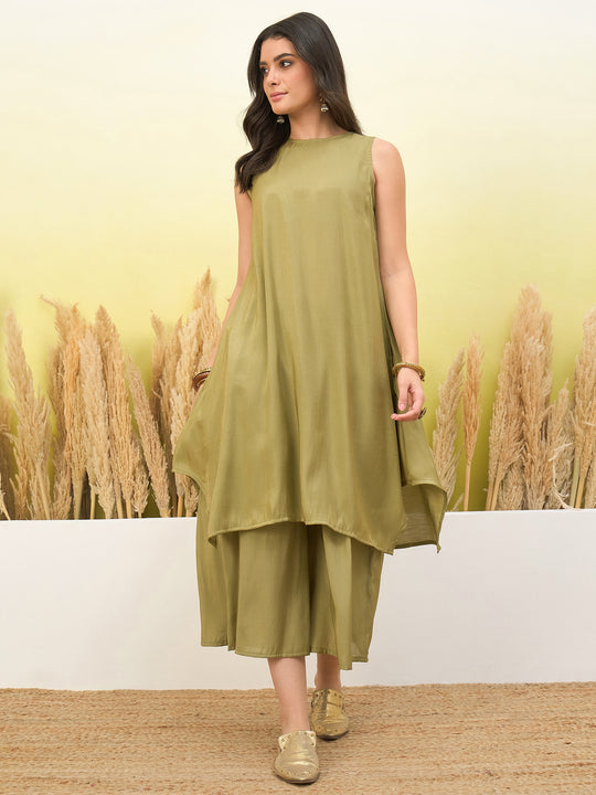 Light Green Round Neck Kurta Short Palazzo Set (To be dispatched in 7 -10 days)