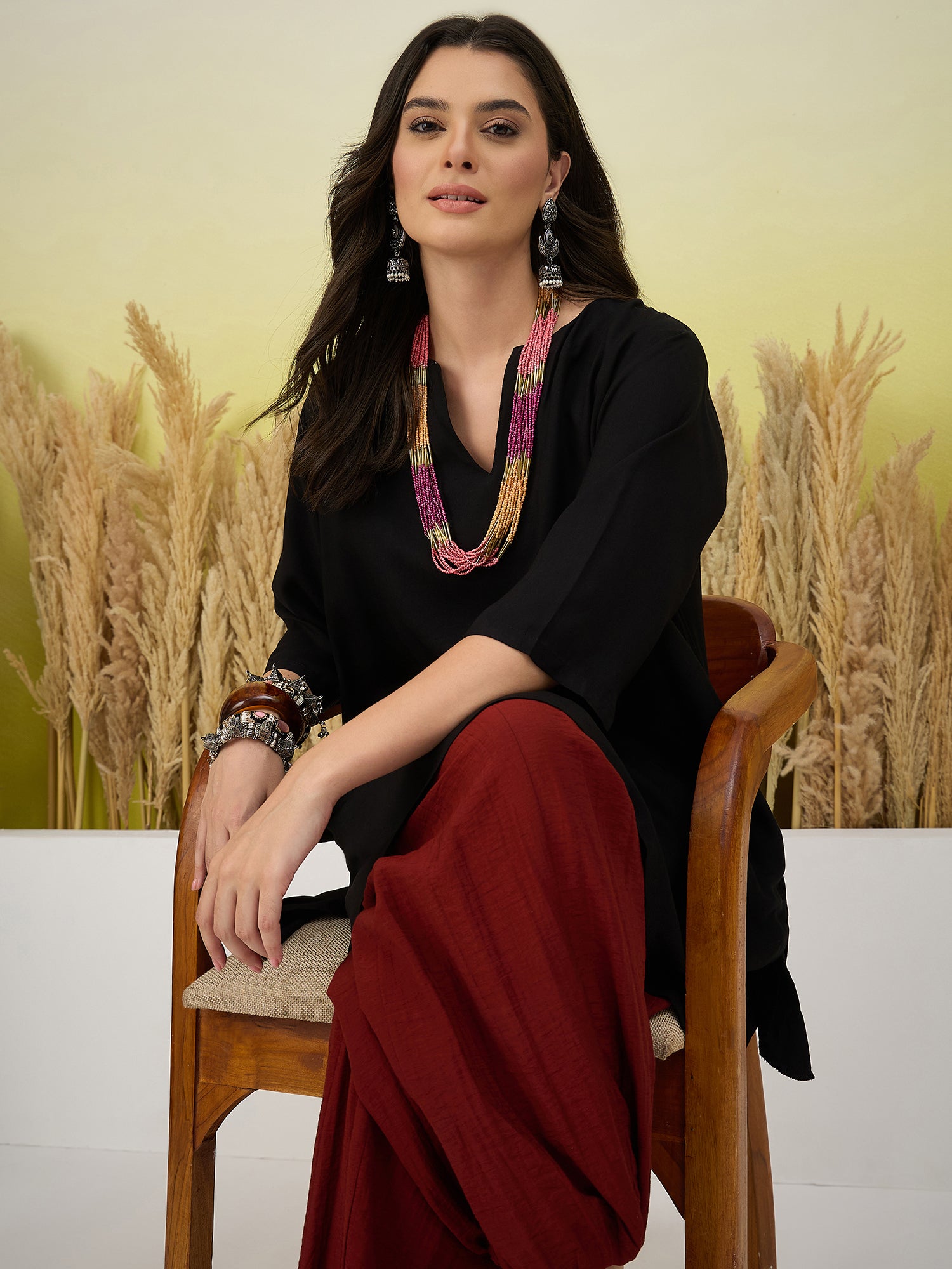 Black Short Kurti Red Solid Balloon Pant Set