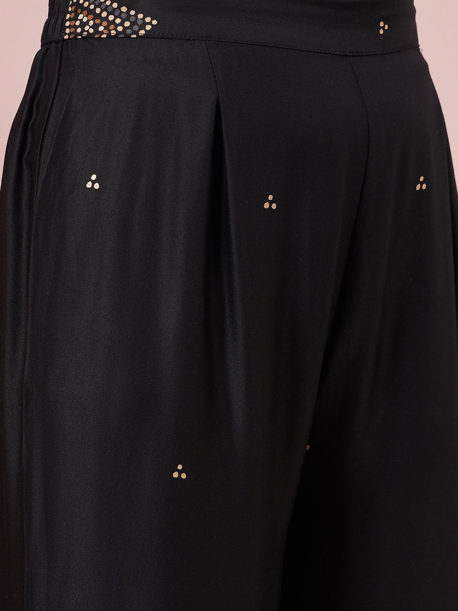 Black Dot Border A-Line Kurta Set (To be dispatched in 7 -10 days)
