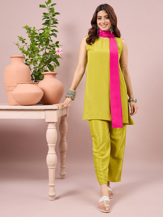 Lime Crepe Coord Magenta Stole Set (To be dispatched in 7 -10 days)