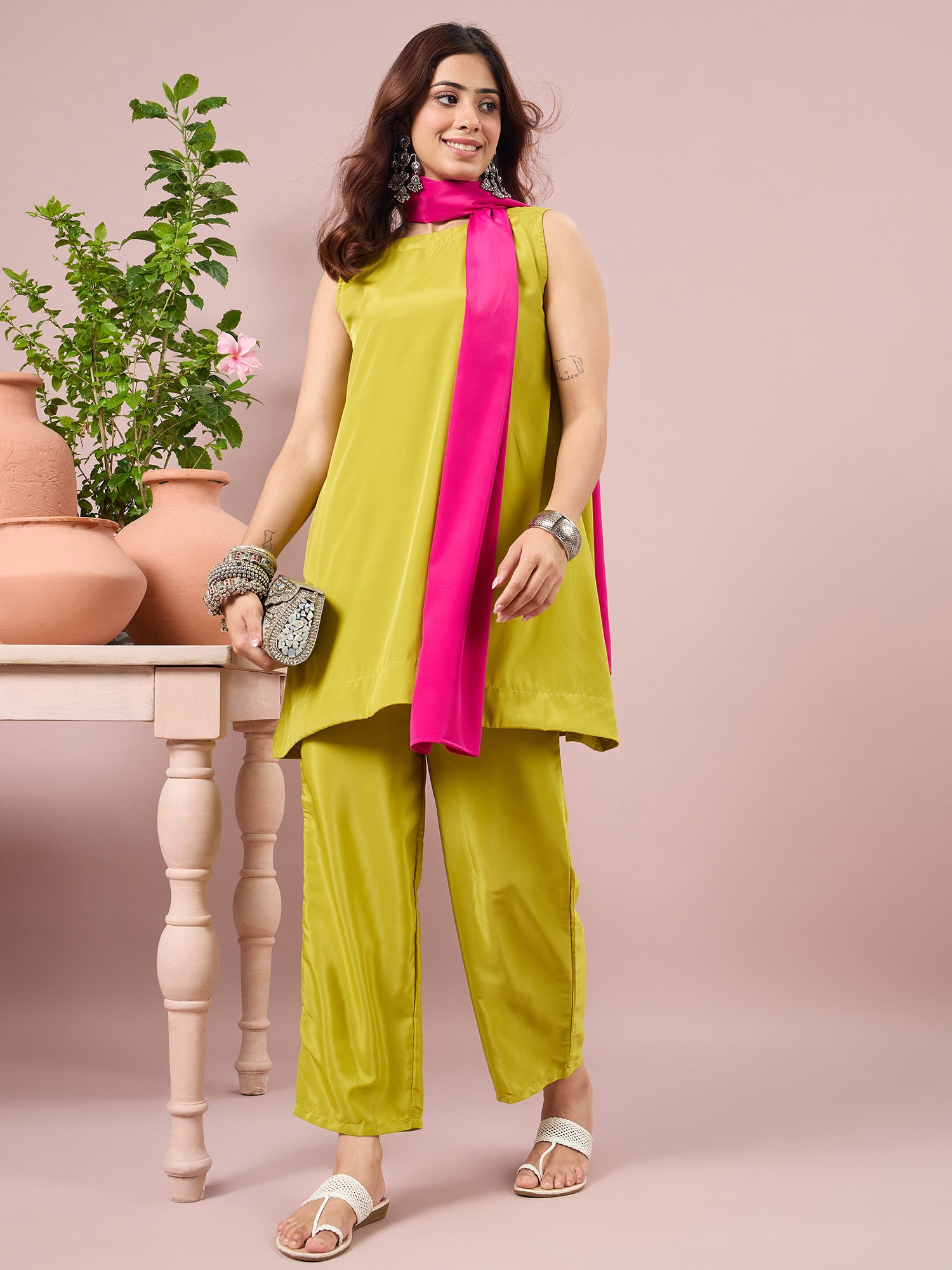 Lime Crepe Coord Magenta Stole Set (To be dispatched in 7 -10 days)