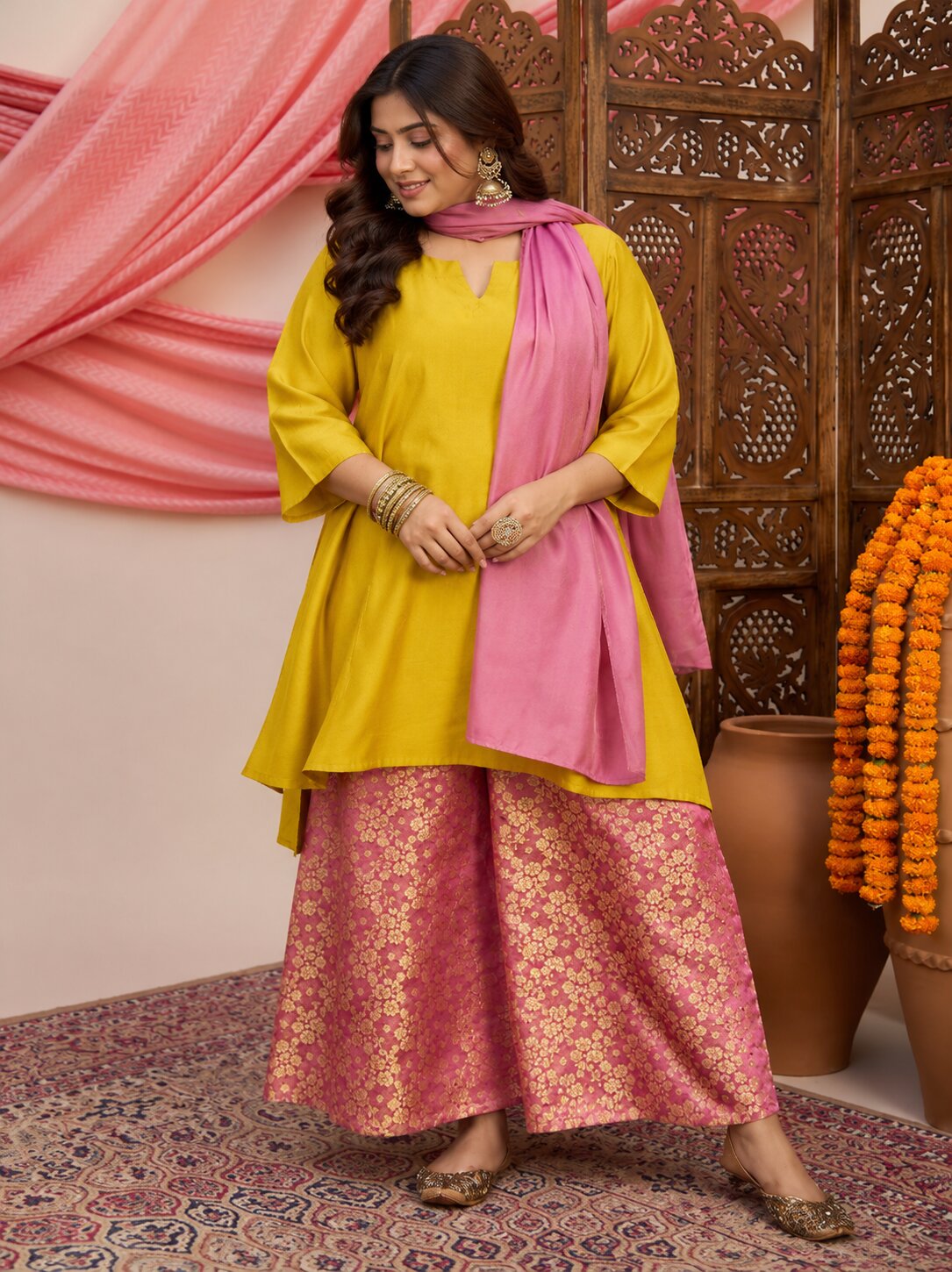 Yellow Kurta Pink Stole Set