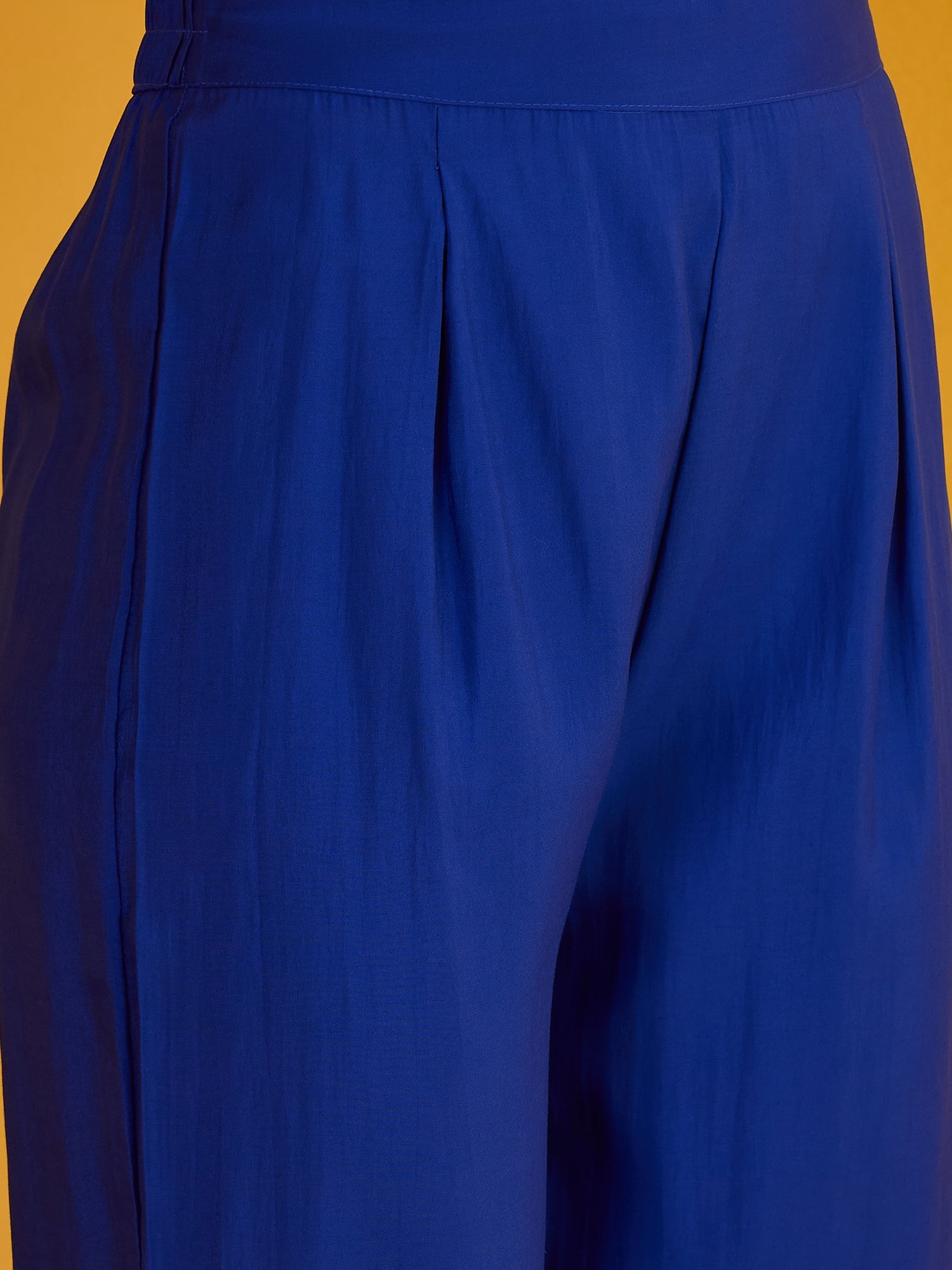 Blue Noor Kurta Pant Set (To be dispatched in 7 -10 days)