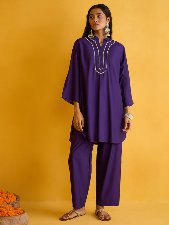 Jamuni Gul Kurta Pant Set (To be dispatched in 7 -10 days)