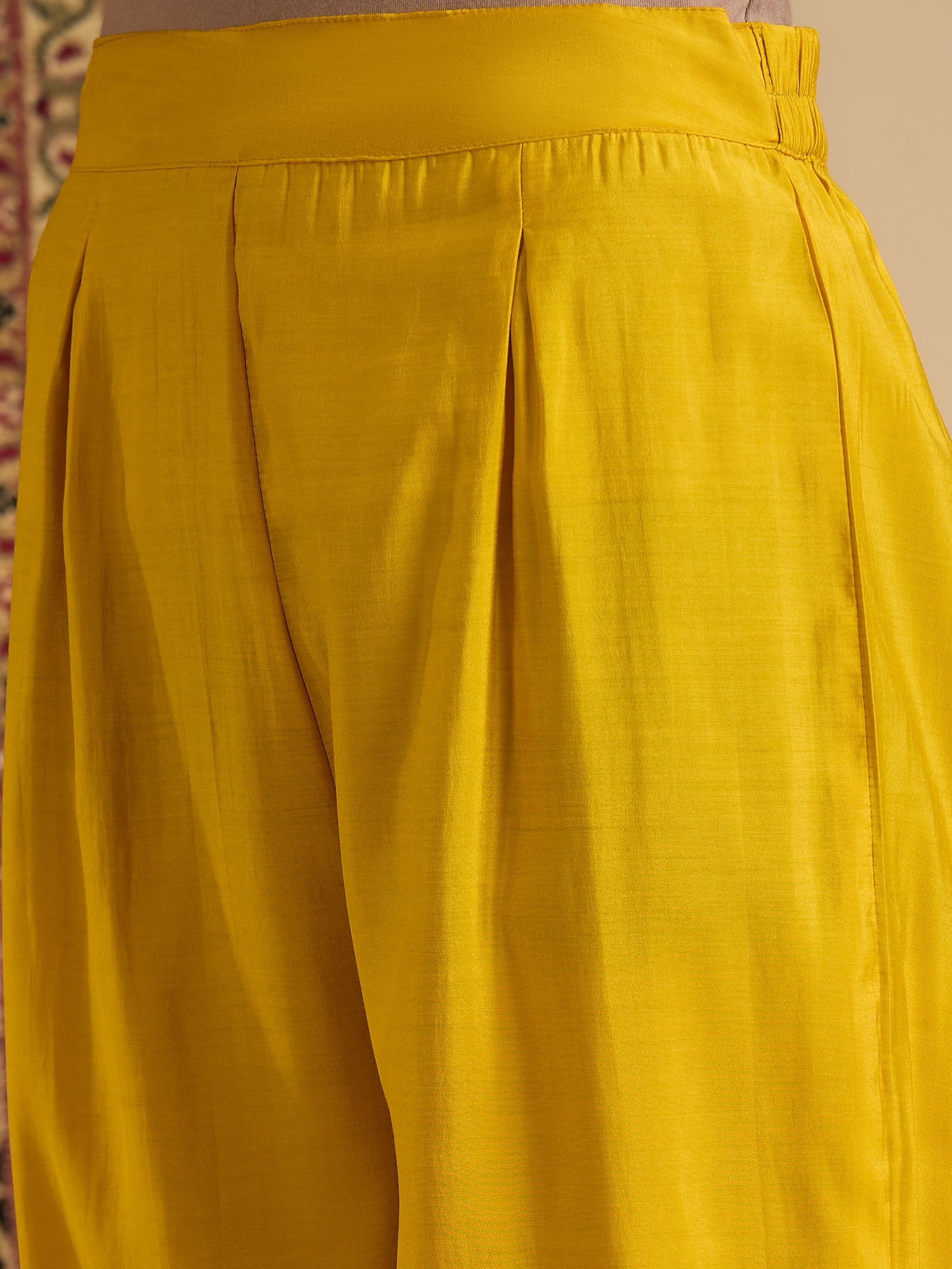Haldi Noor Kurta Pant Set (To be dispatched in 7 -10 days)
