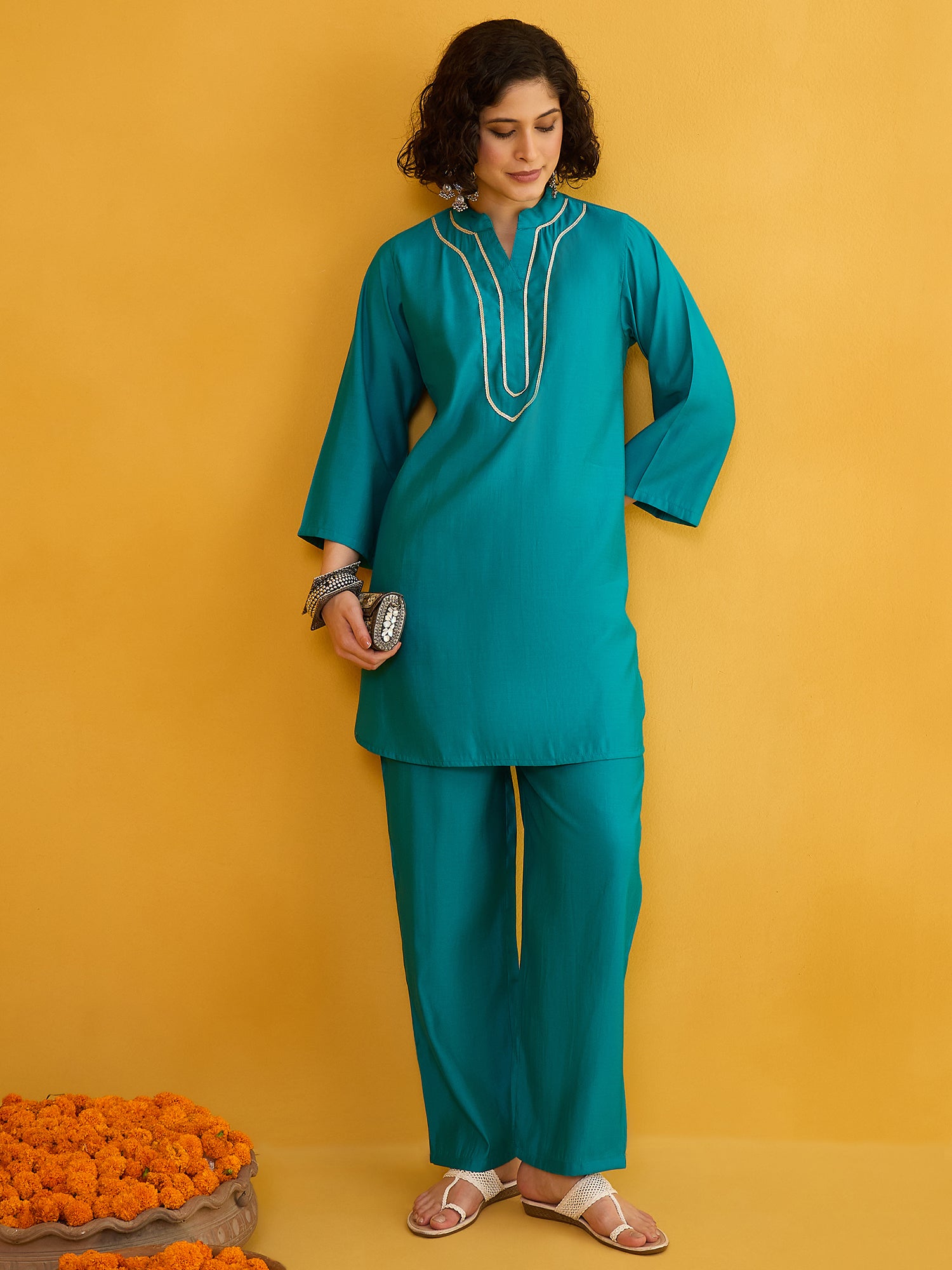Neel Tara Kurta Pant Set (To be dispatched in 7 -10 days)