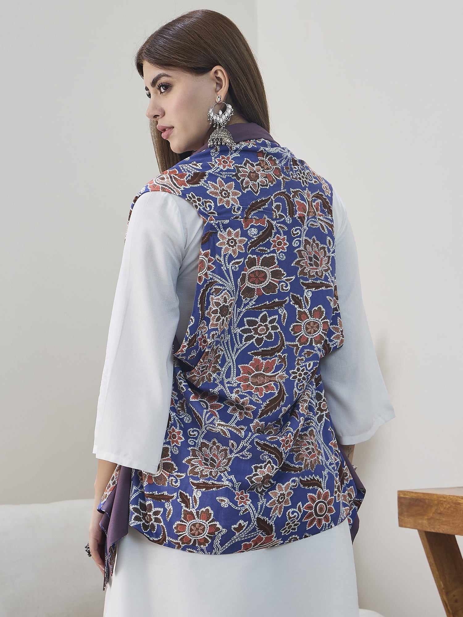 Indigo Jaal mauve Reversible Shrug