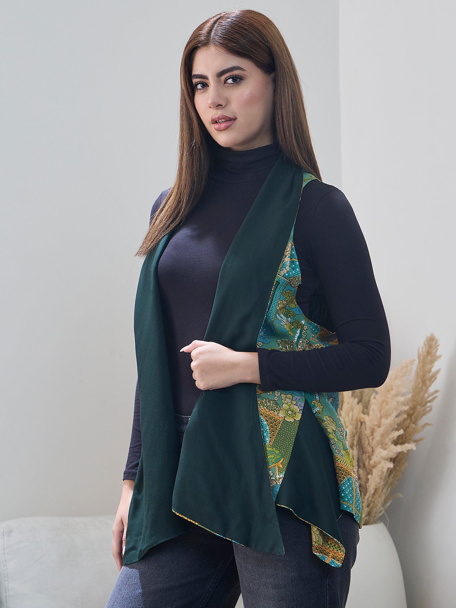 Green Window Green Reversible Shrug