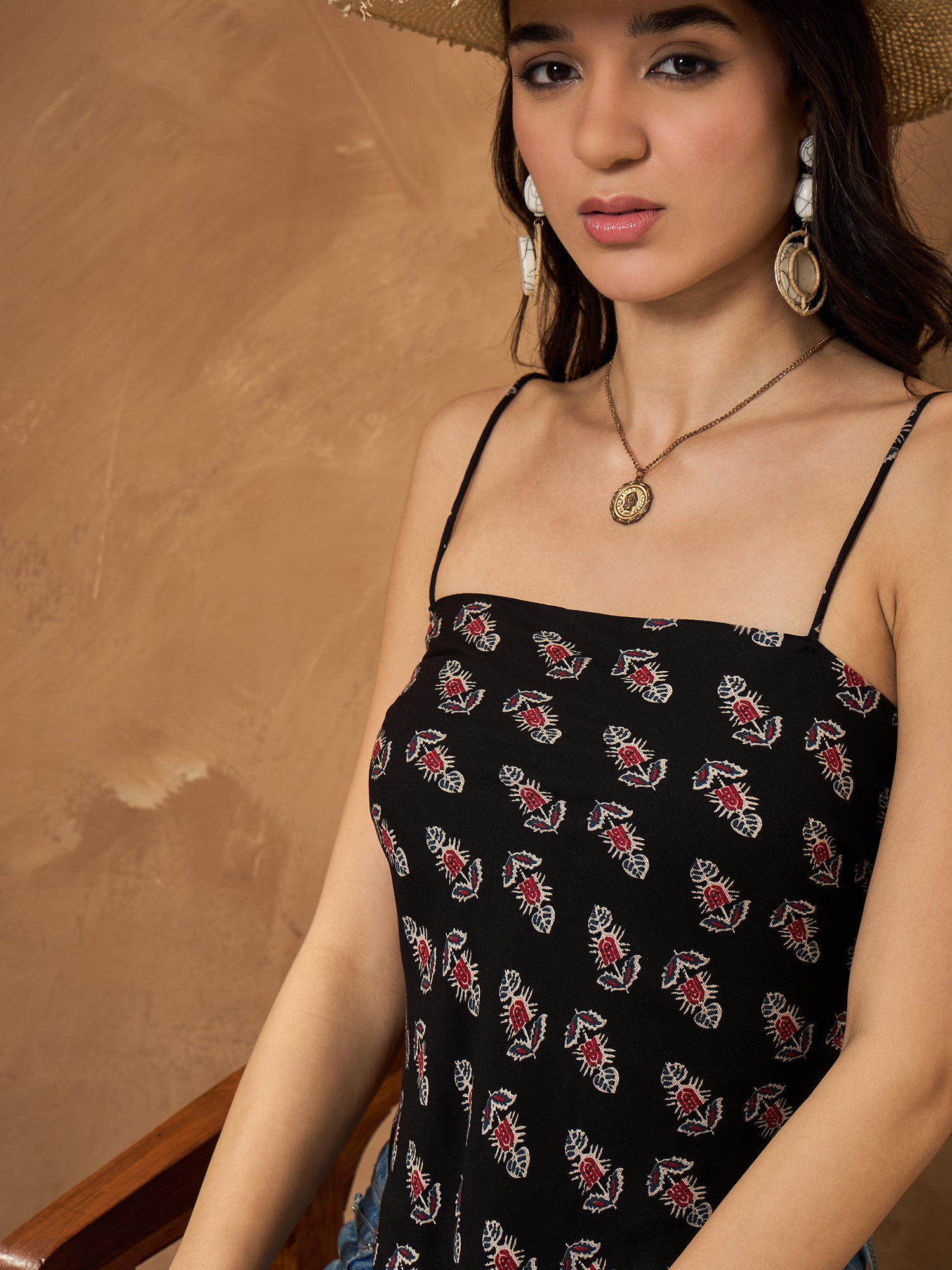 Black Booti Rapid Scarf Top