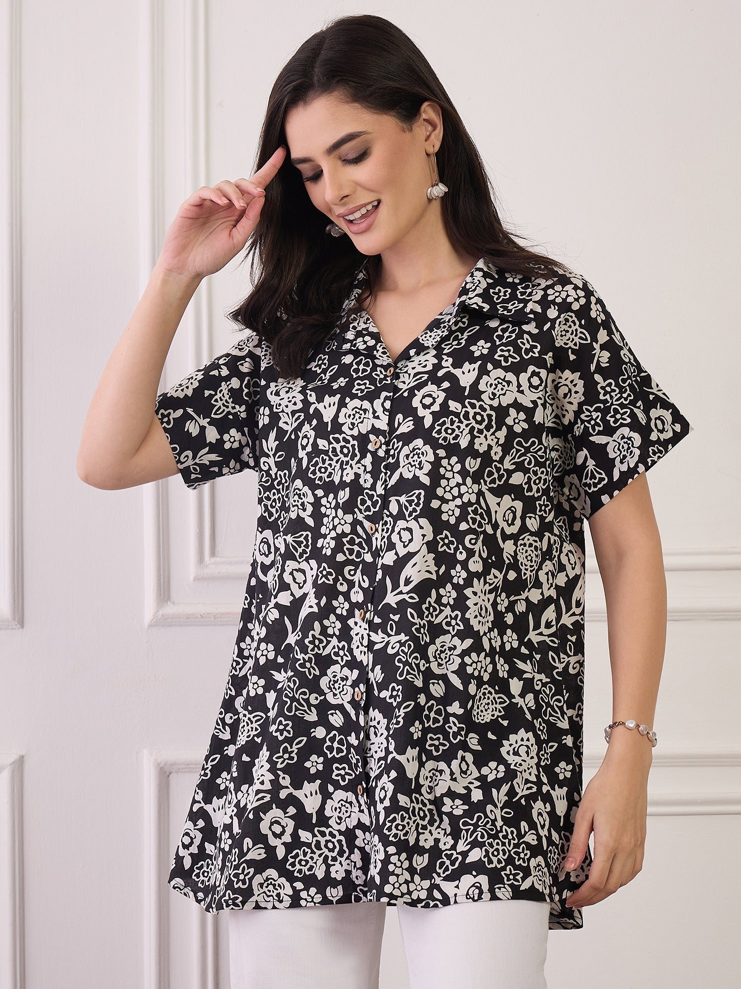 Black White Floral Button Collar Shirt