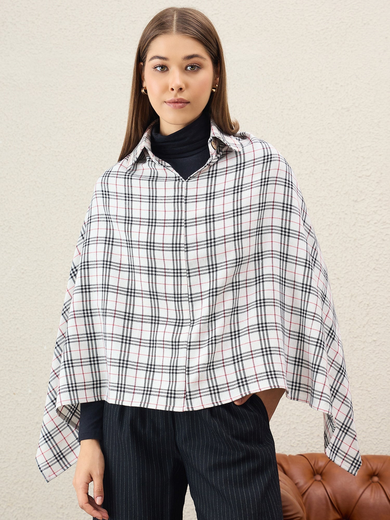White Black Plaids Collar Poncho