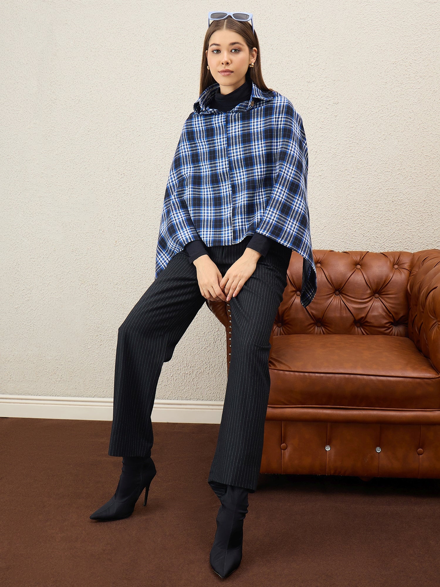 Black Blue Plaids Collar Poncho