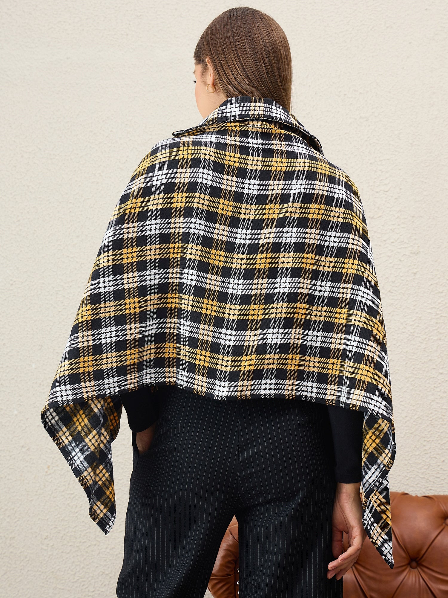 Yellow Black Plaids Collar Poncho