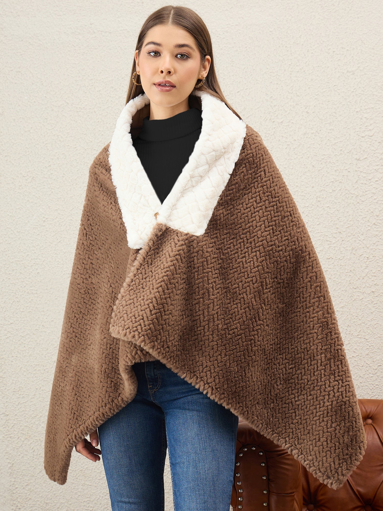Light Brown Texture White Fur Poncho