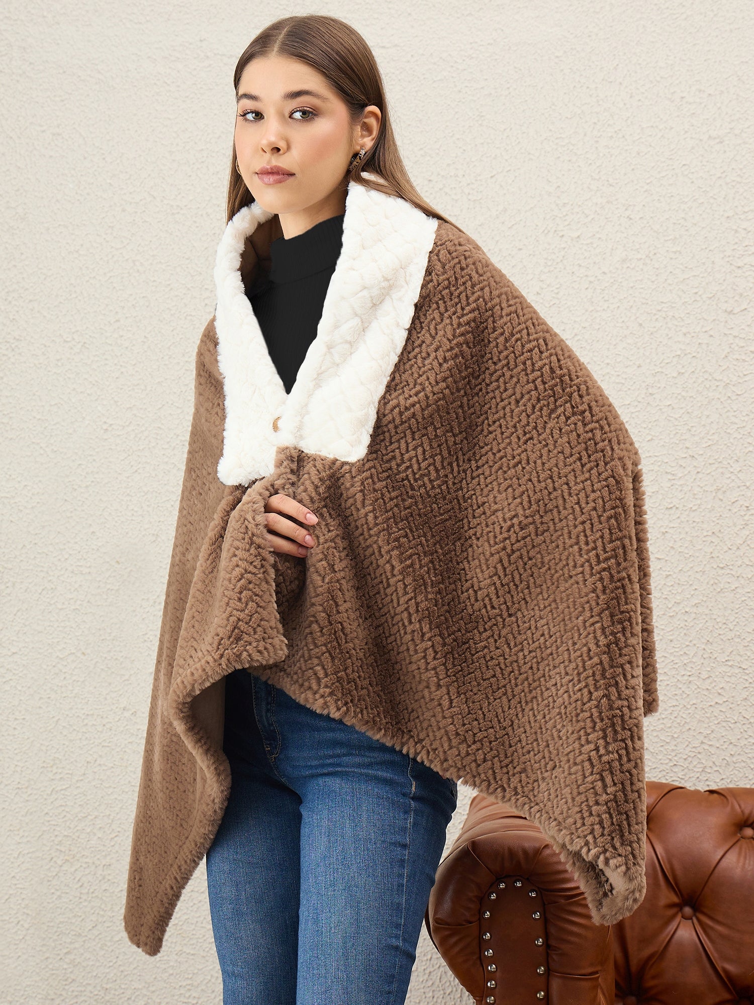 Light Brown Texture White Fur Poncho