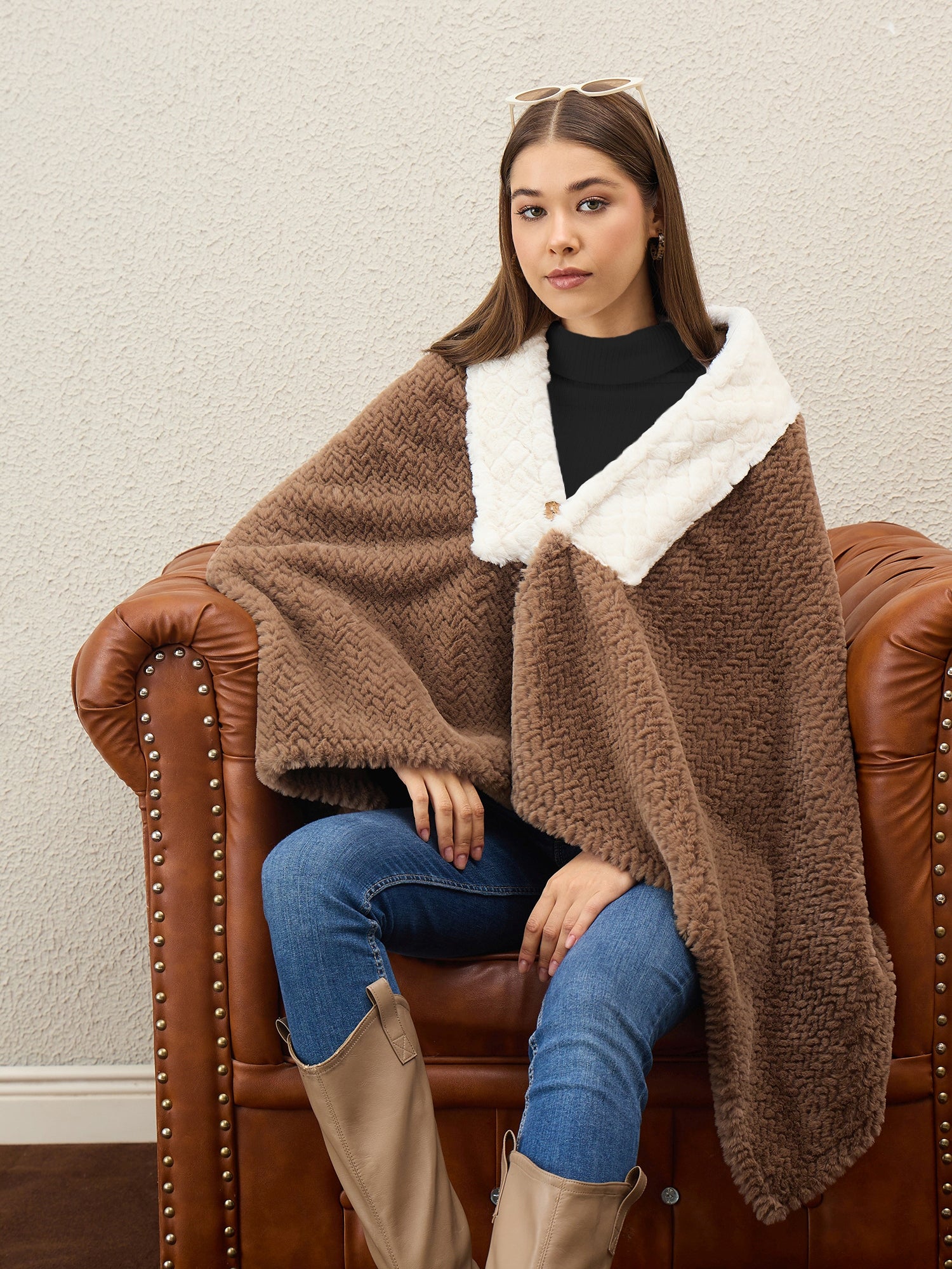 Light Brown Texture White Fur Poncho