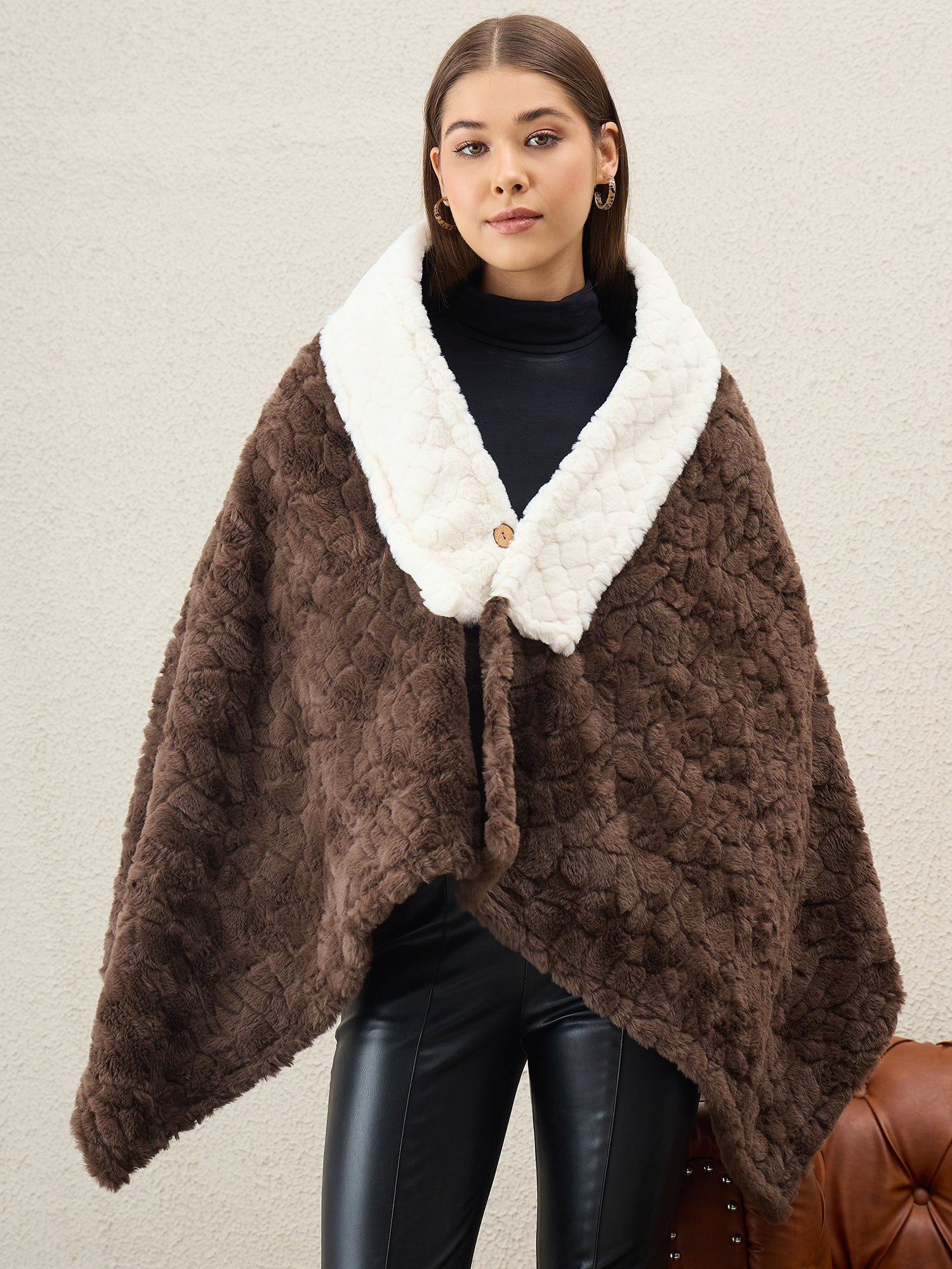 Dark Brown Texture White Fur Poncho