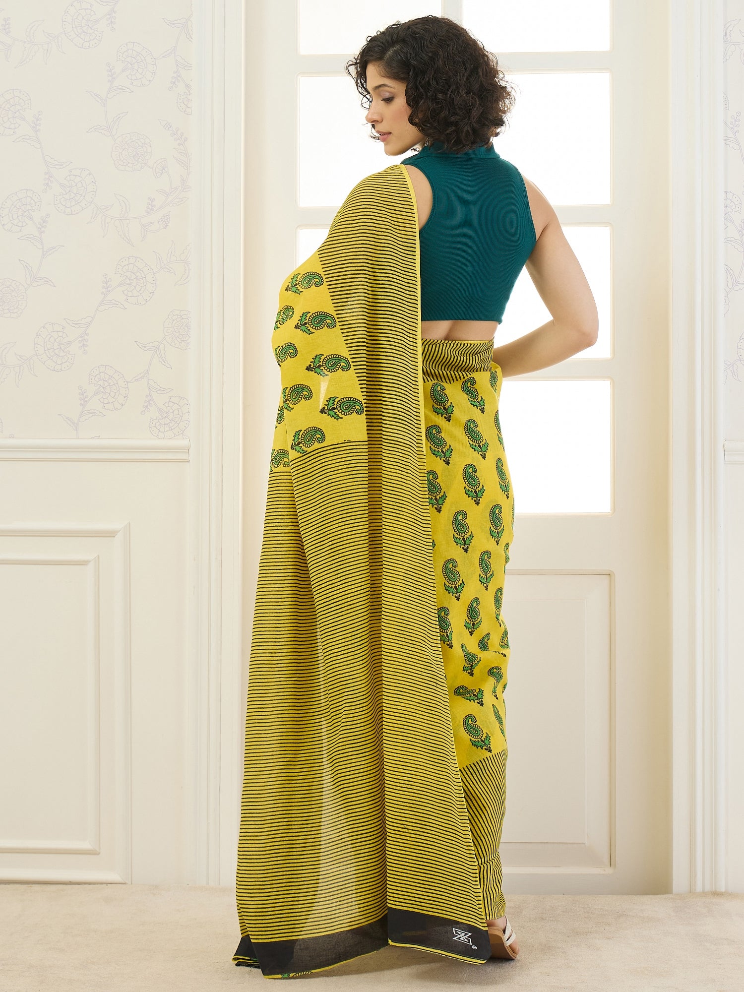 Yellow Paisley Motif Saree