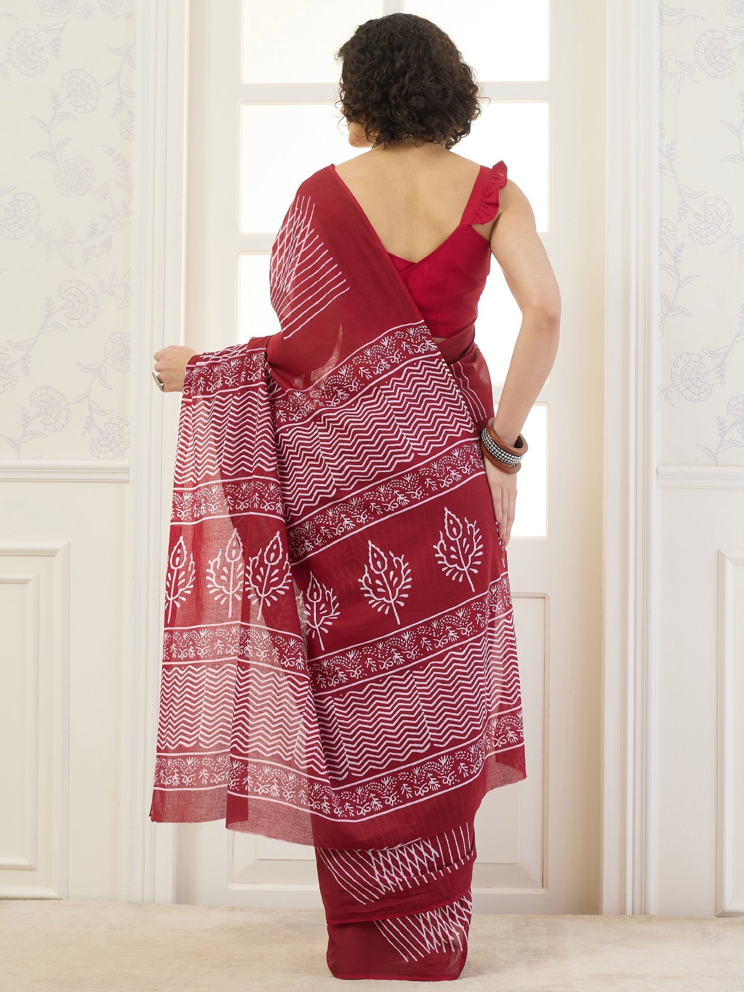 Maroon Geometric Print Saree