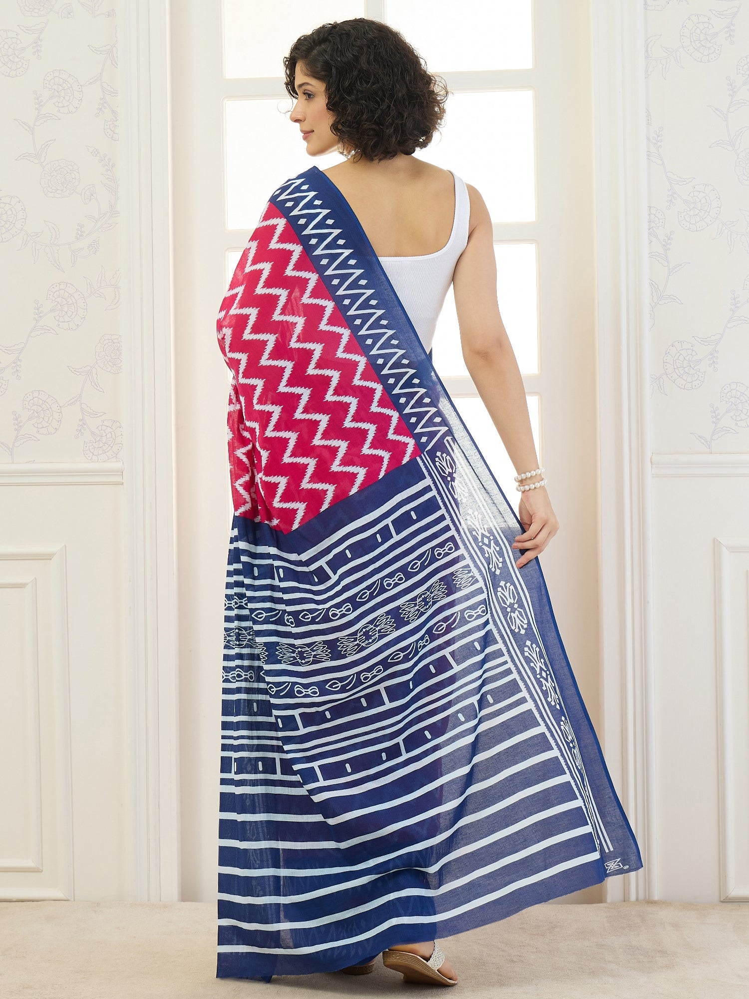 Pink Chevron Blue Saree