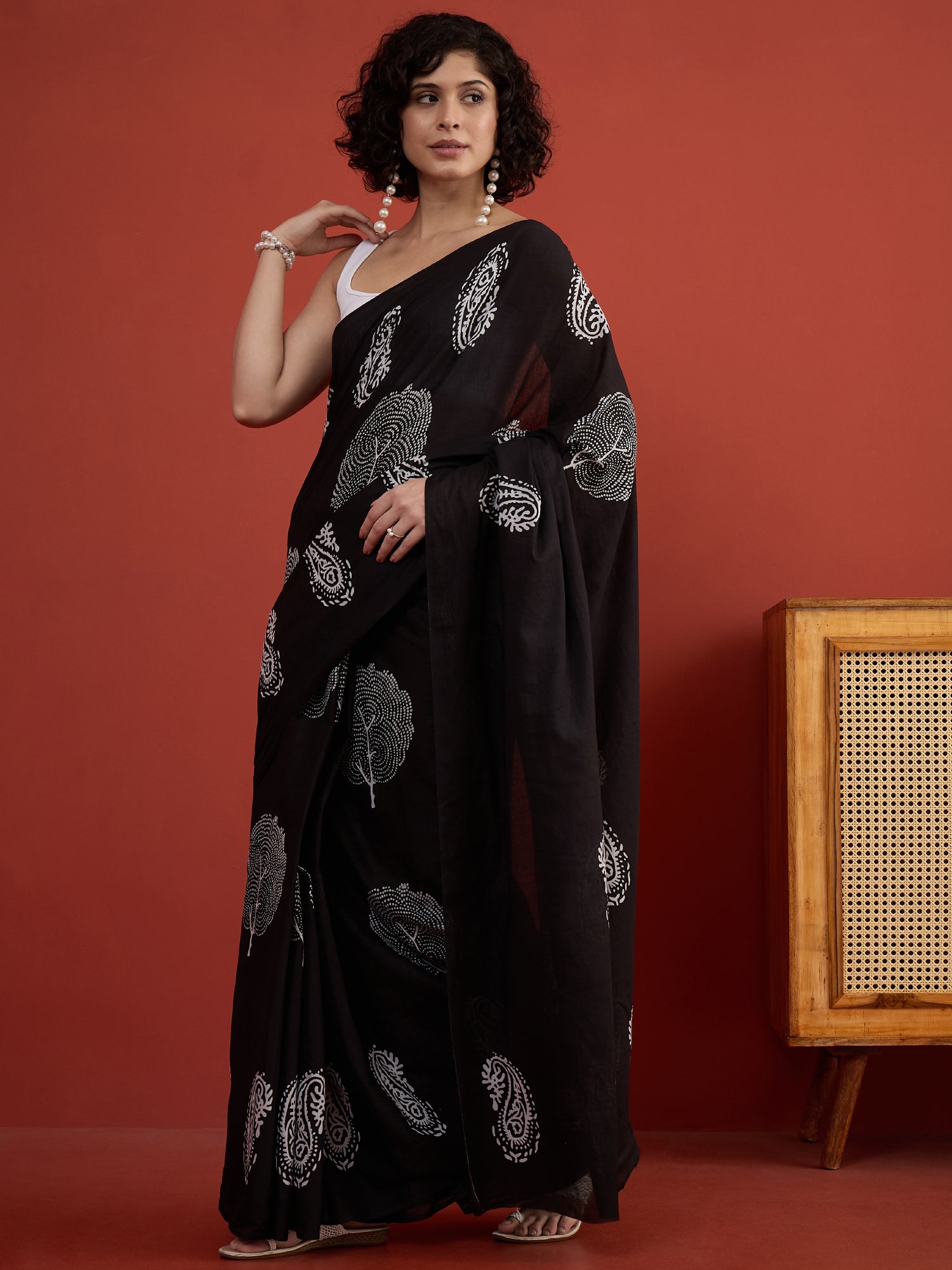 Black Base White Print Saree