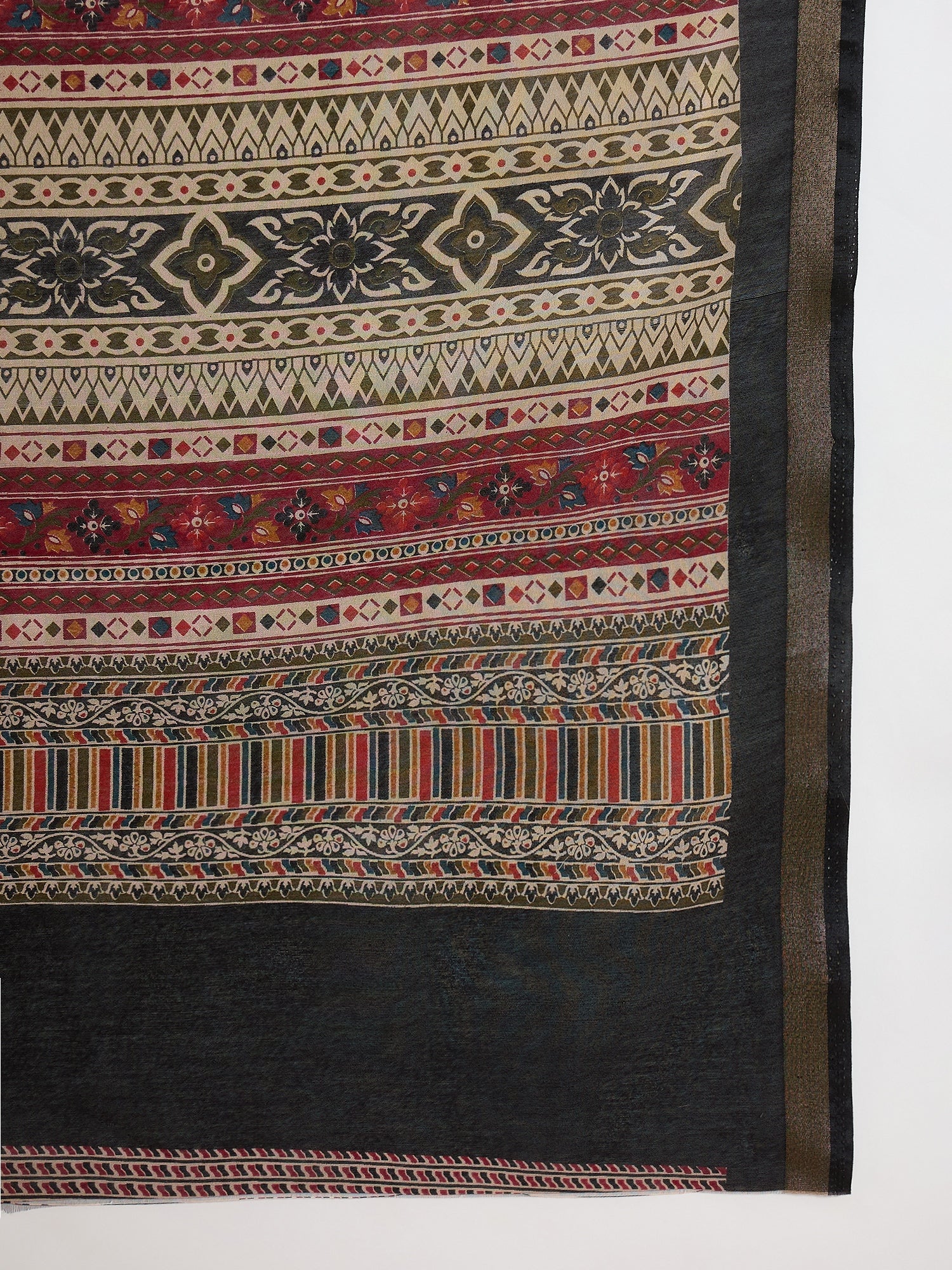 Maroon Kashmiri Print Saree