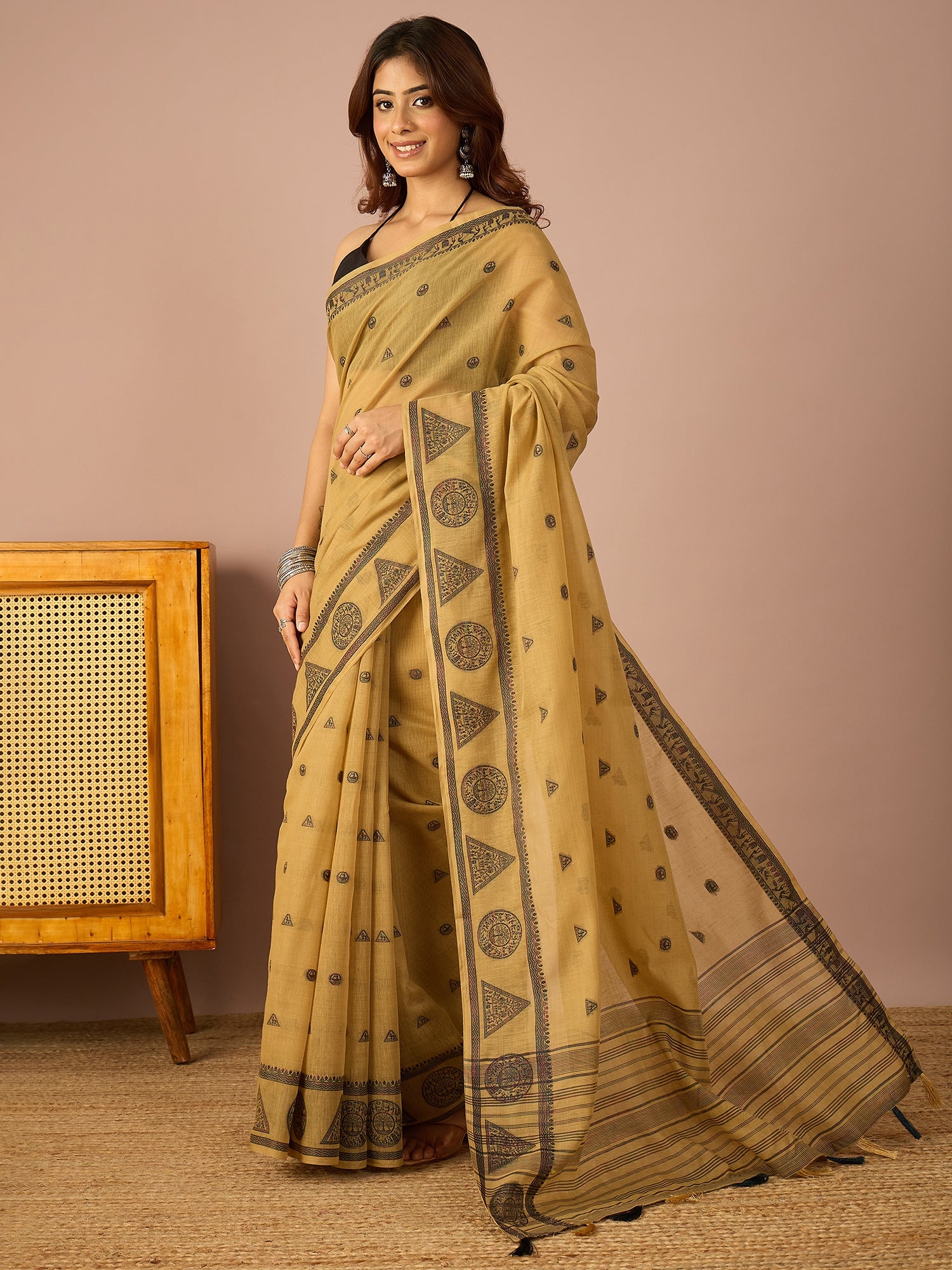 Beige Saura Art Cotton Sareee