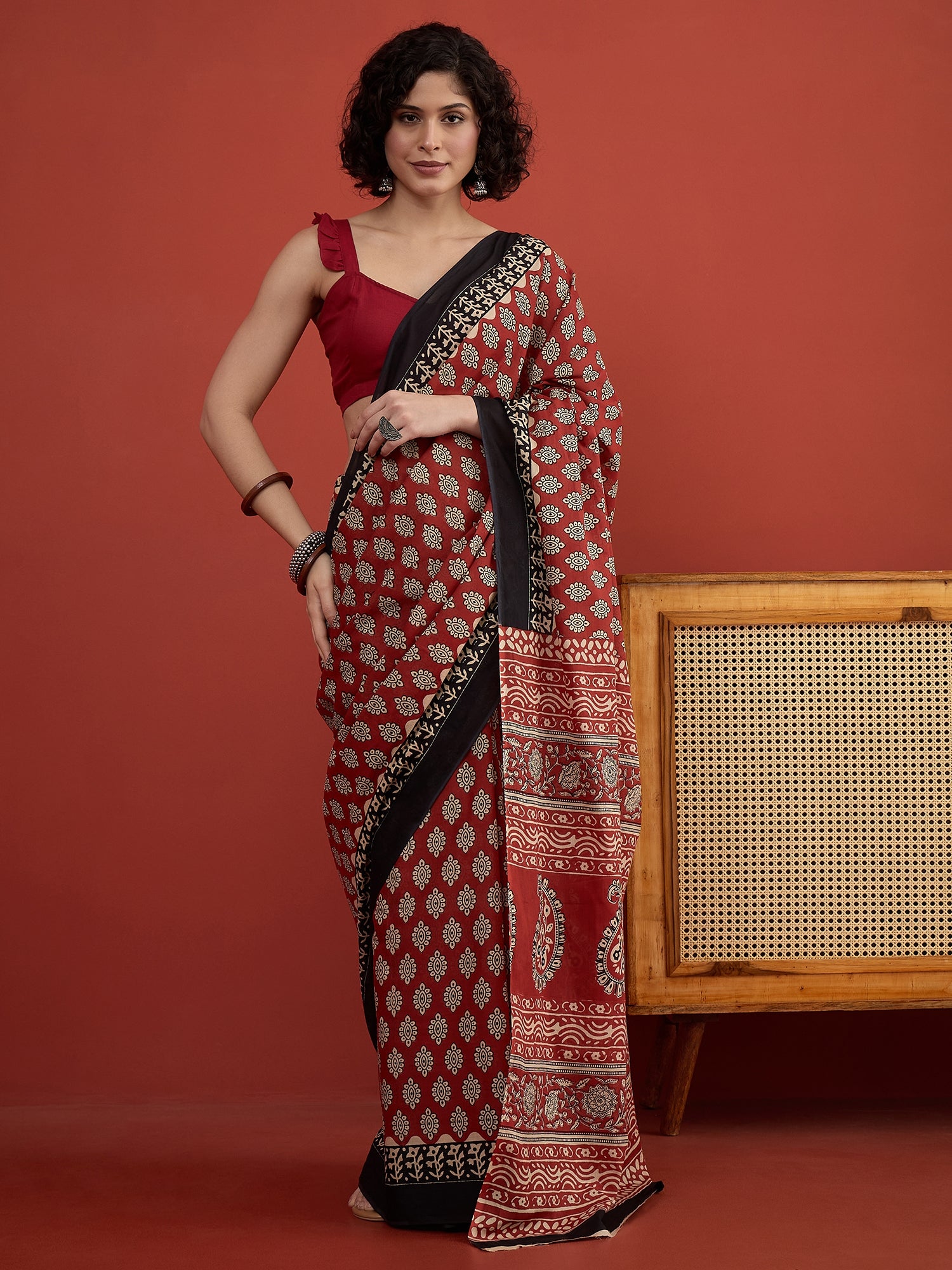 Red Saganeri Boota Print Saree