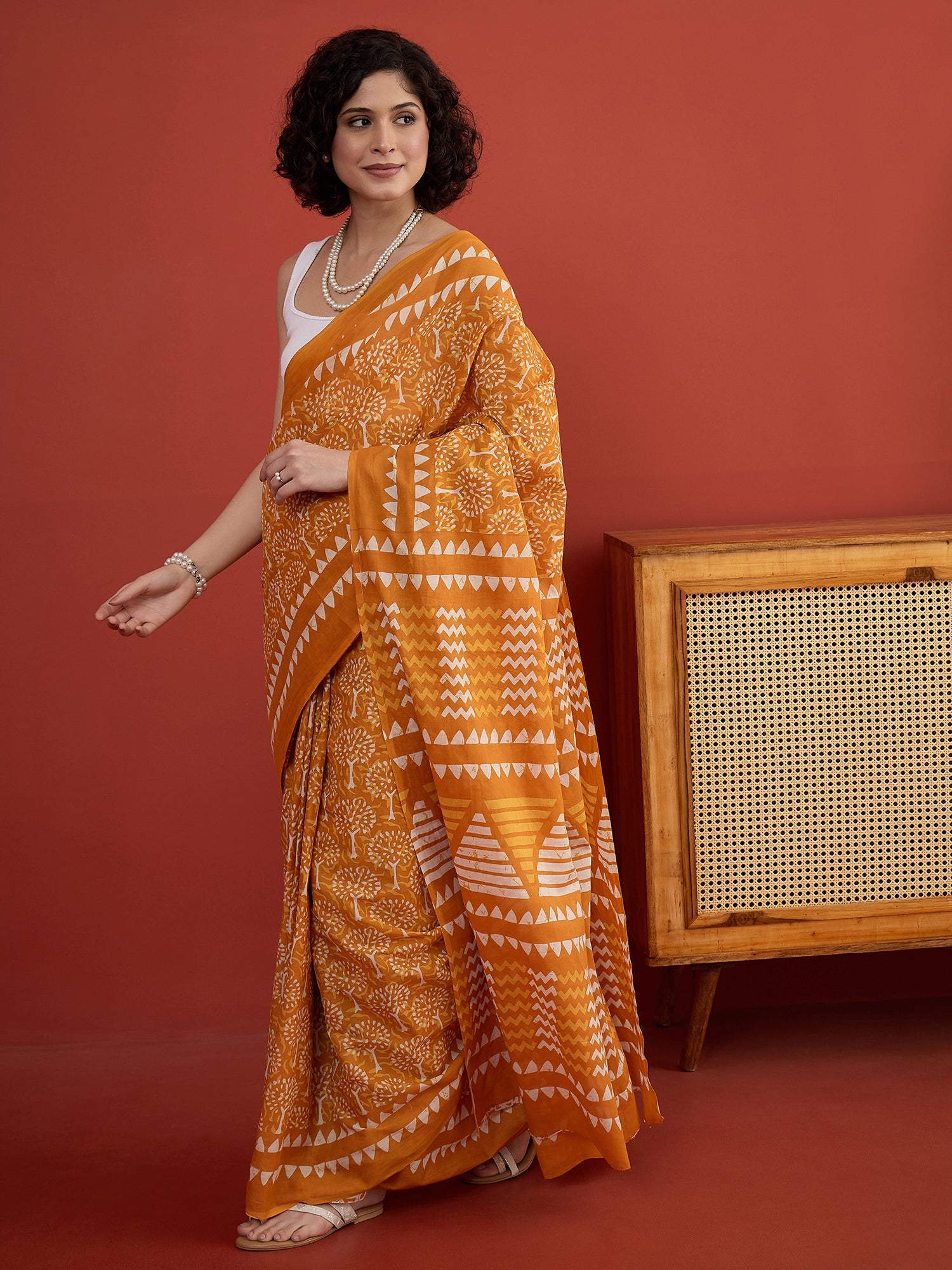 Mustard Tropical Orint Print Saree