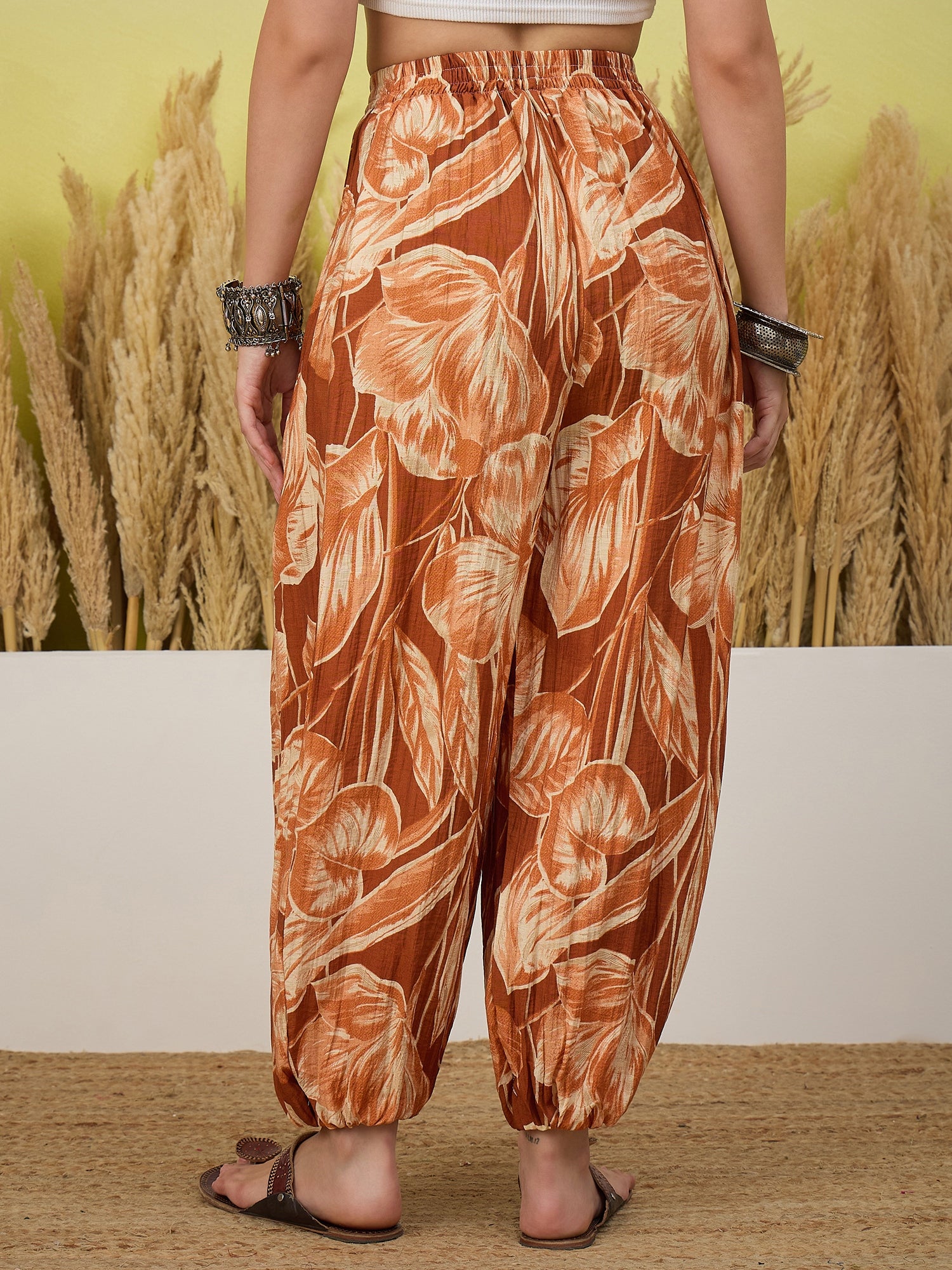 Brown Big Leaf Print Balloon Pant