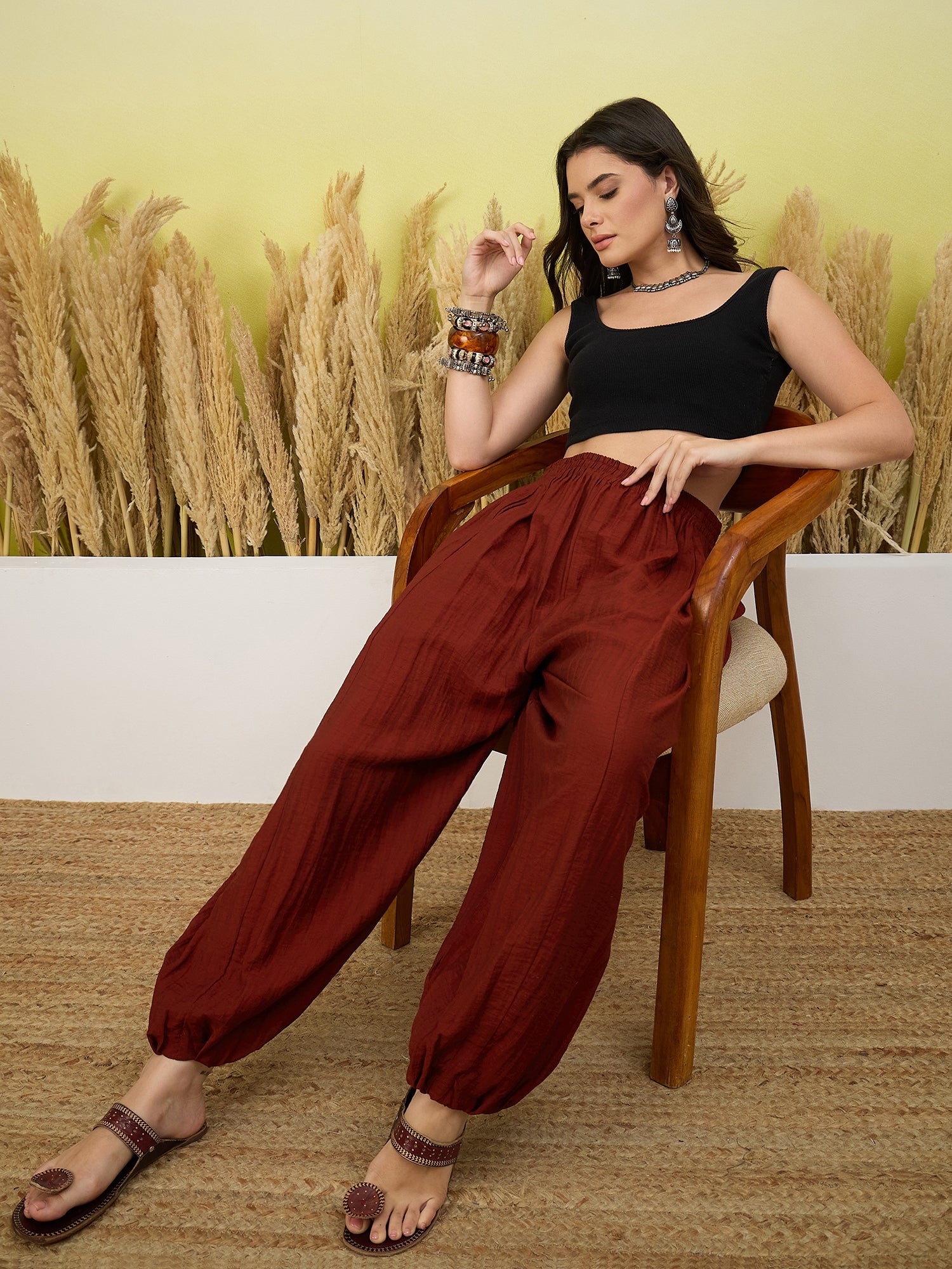 Barn Red Solid Balloon Pant